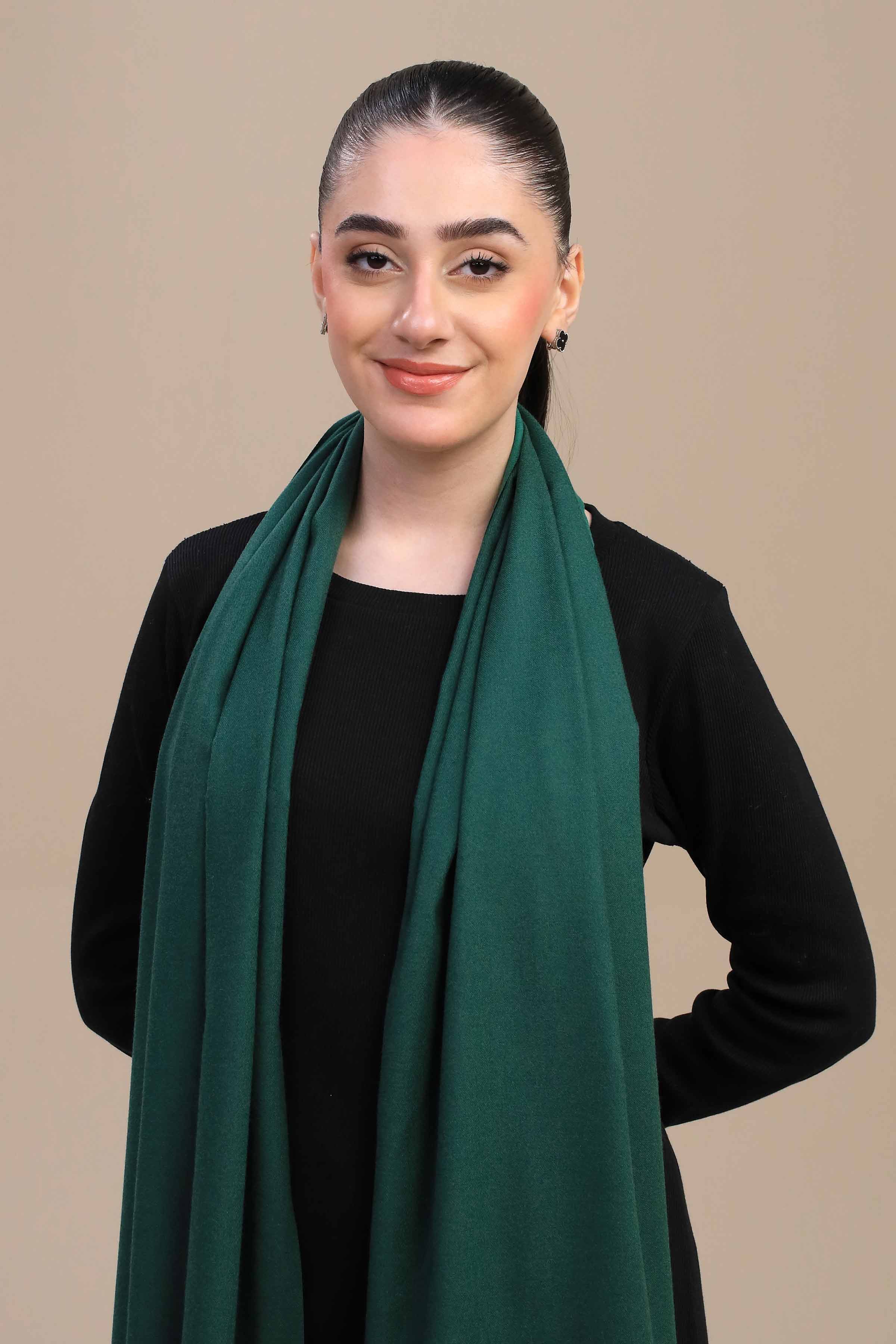 Green Women Shawl-446712104