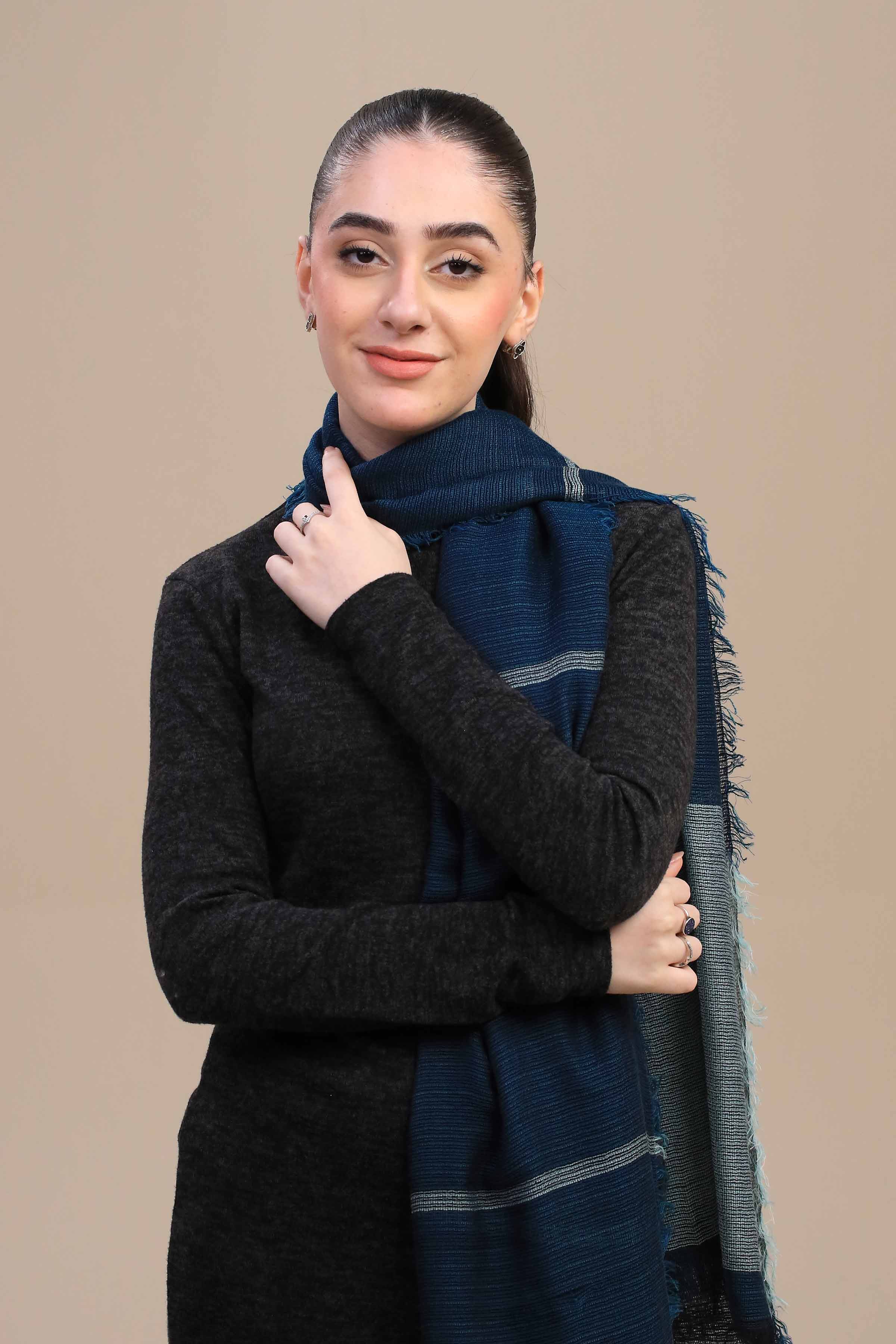 Green Women Shawl-447172104  for Women â€“ Women Shawl Collection | Nishat | Shop Online