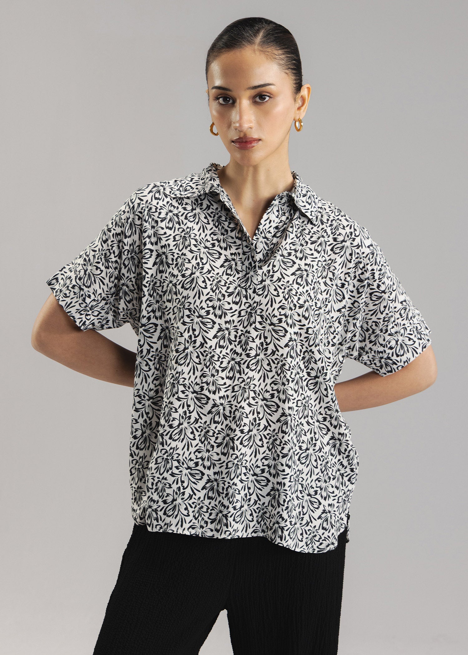 Printed  Button-Up Shirt- WS26-43