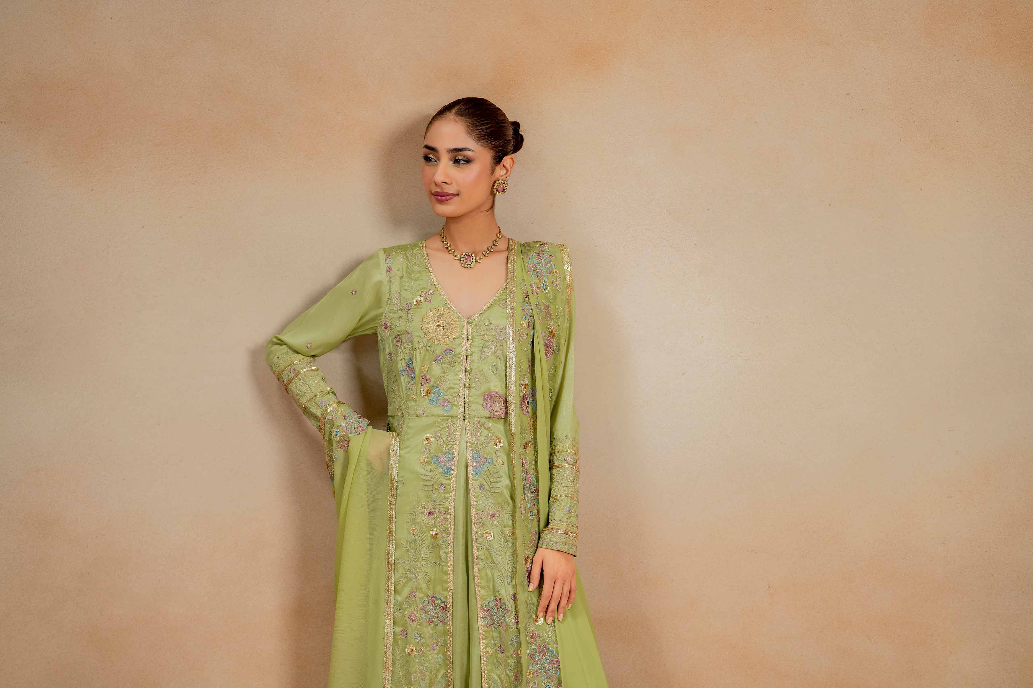 3 Piece - Embroidered Suit - 42308024