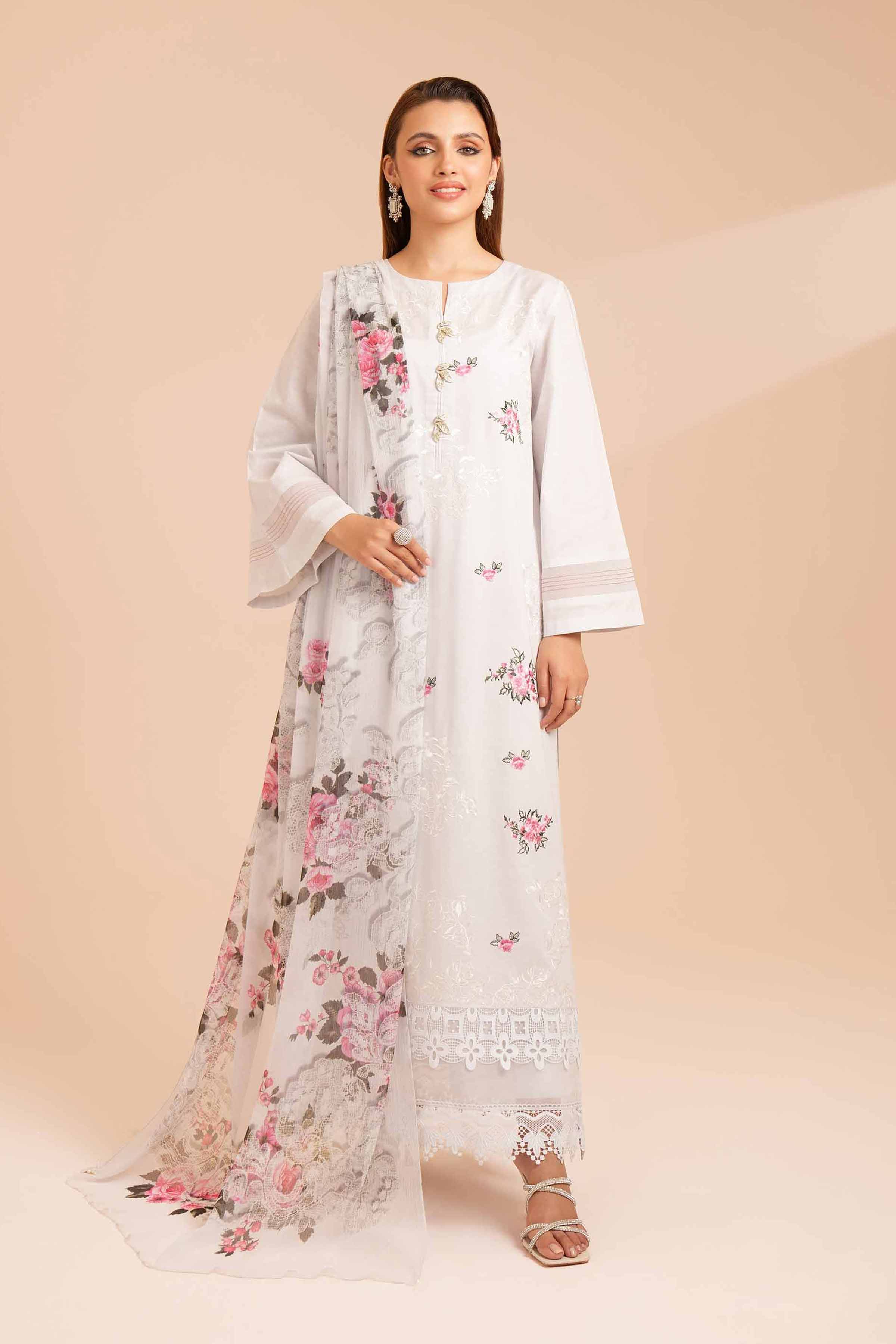 3 Piece - Embroidered Suit - 42401688