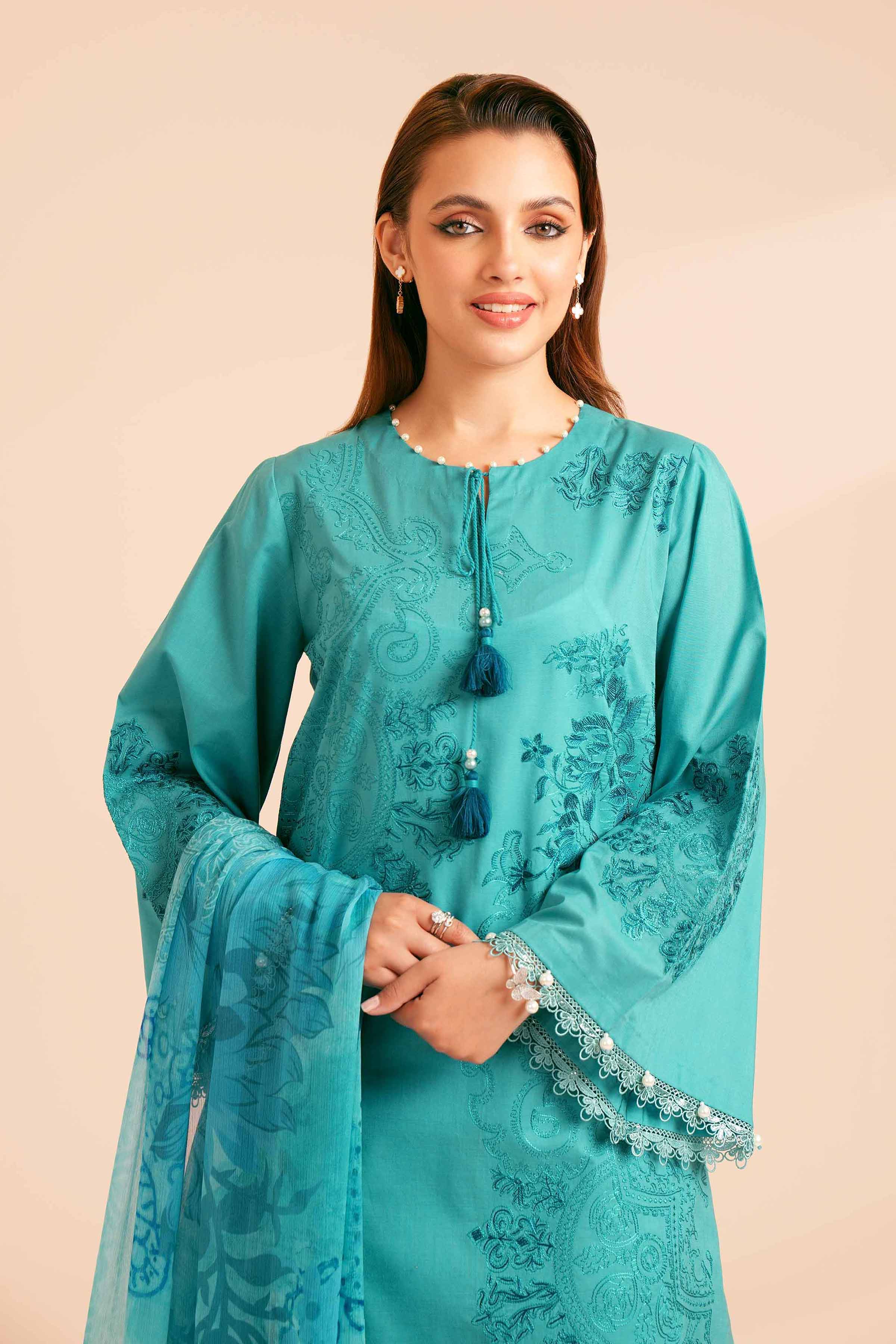 3 Piece - Embroidered Suit - 42401690