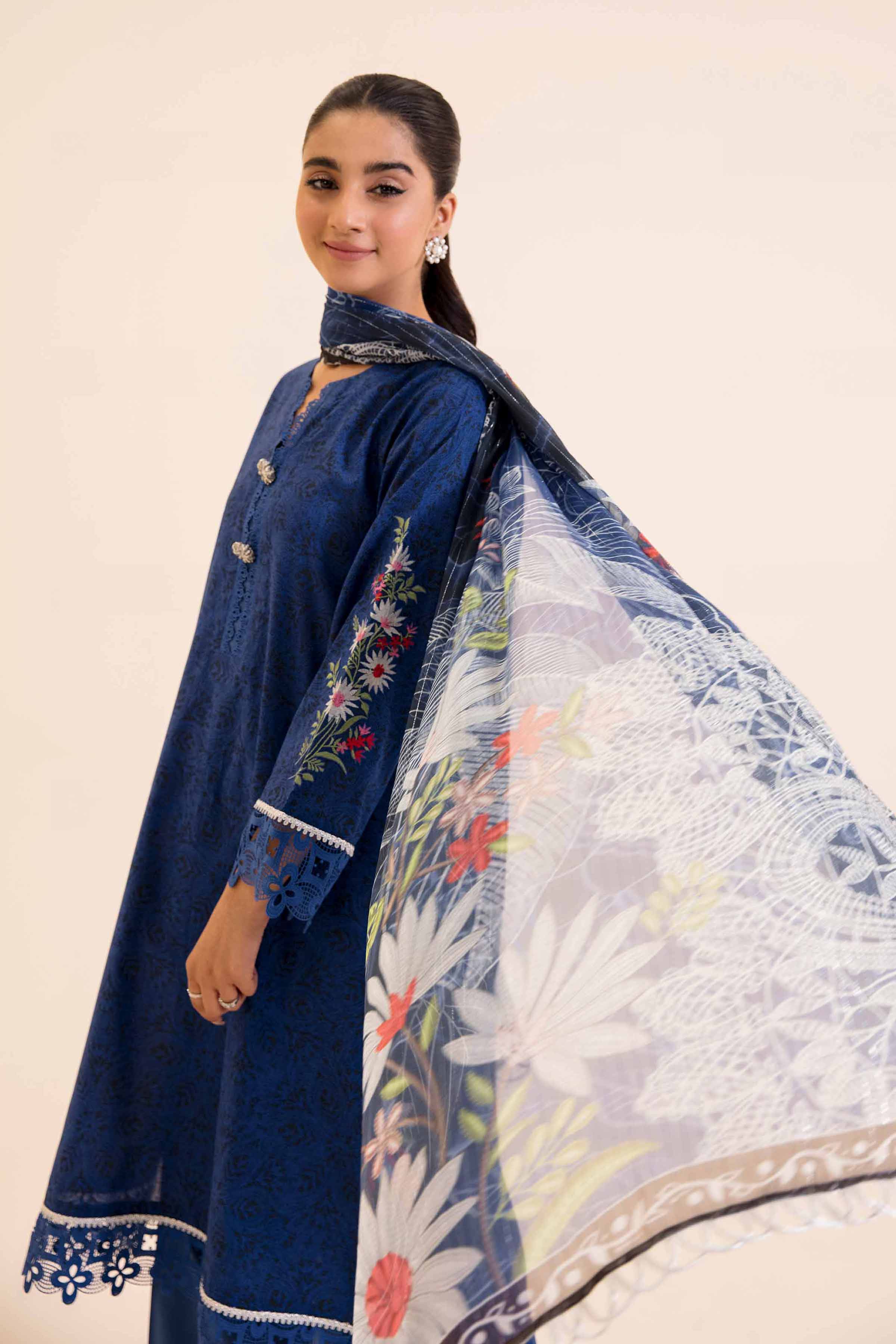 2 Piece - Printed Embroidered Suit - 42401711