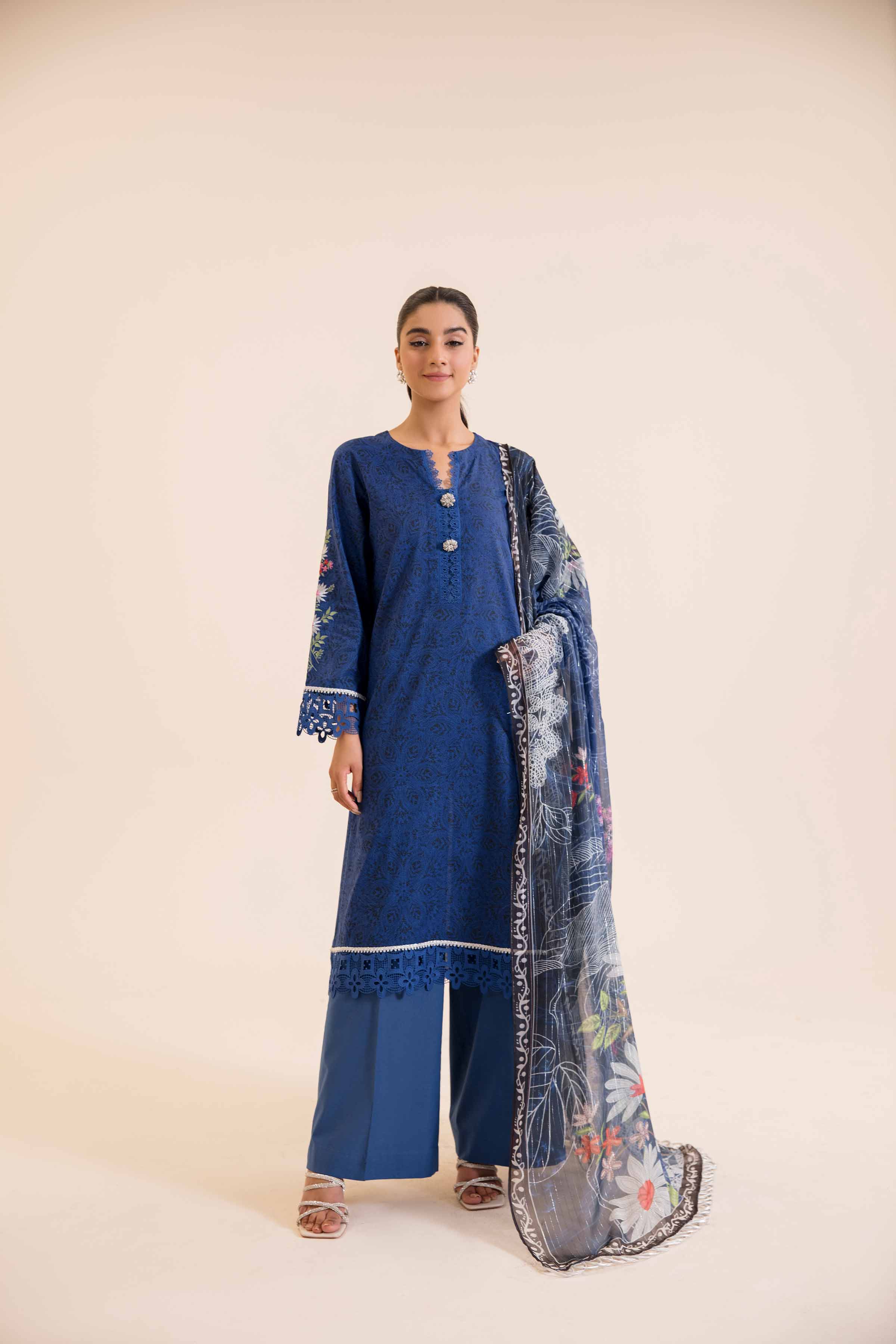 2 Piece - Printed Embroidered Suit - 42401711