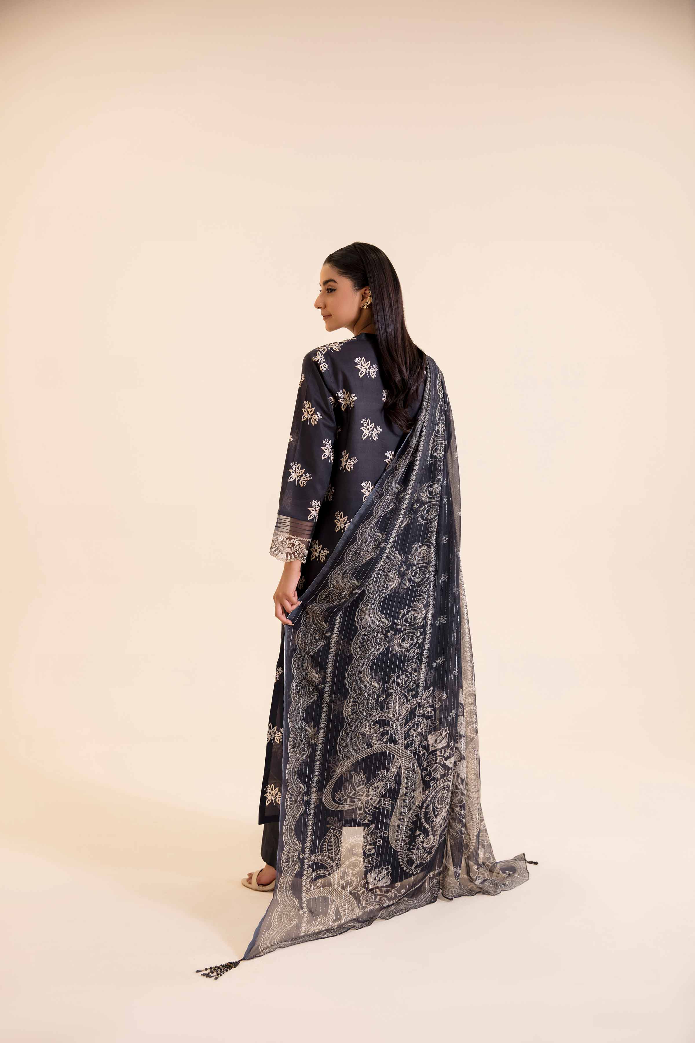 2 Piece - Printed Embroidered Suit - 42401717