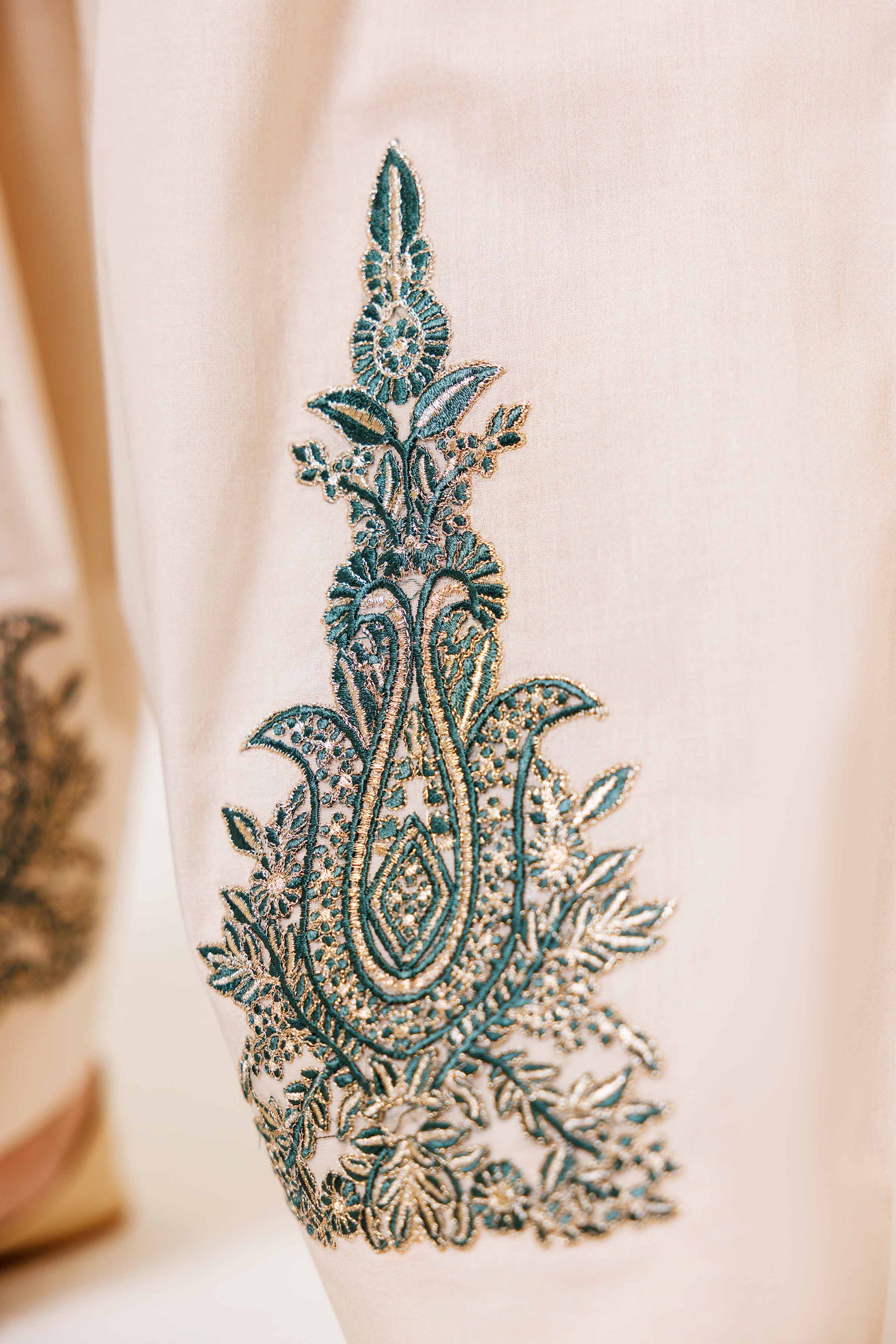 3 Piece - Digital Printed Embroidered Suit - 42401785