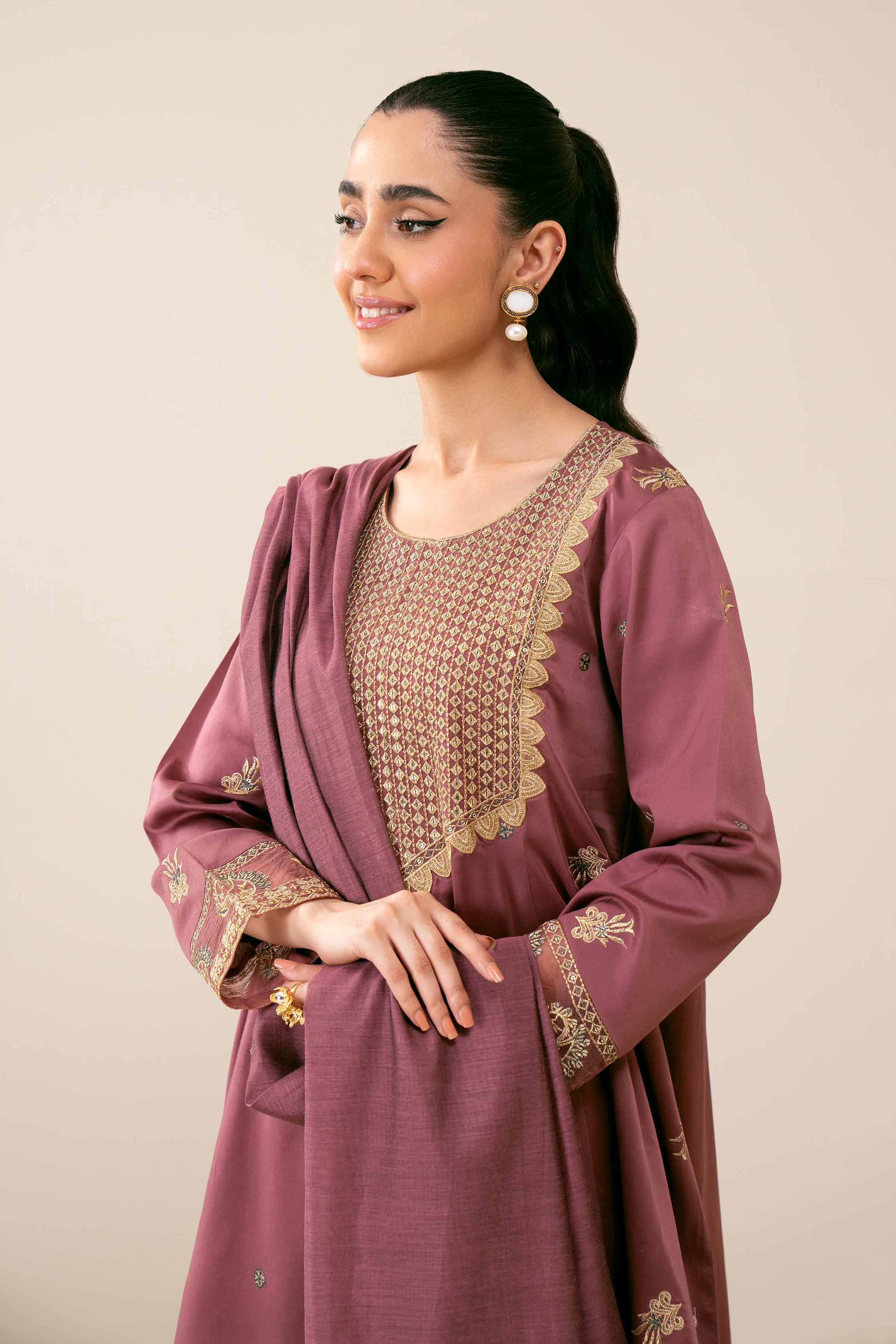 3 Piece - Embroidered Suit - 42401794