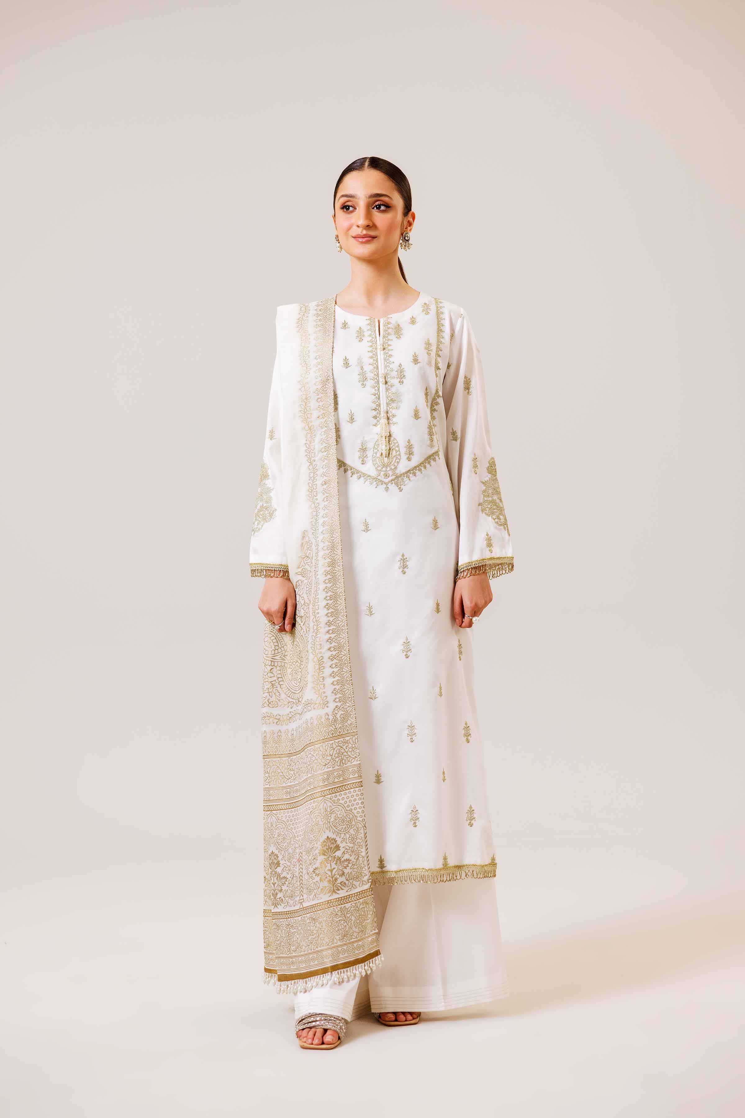 3 Piece - Embroidered Suit - 42401800