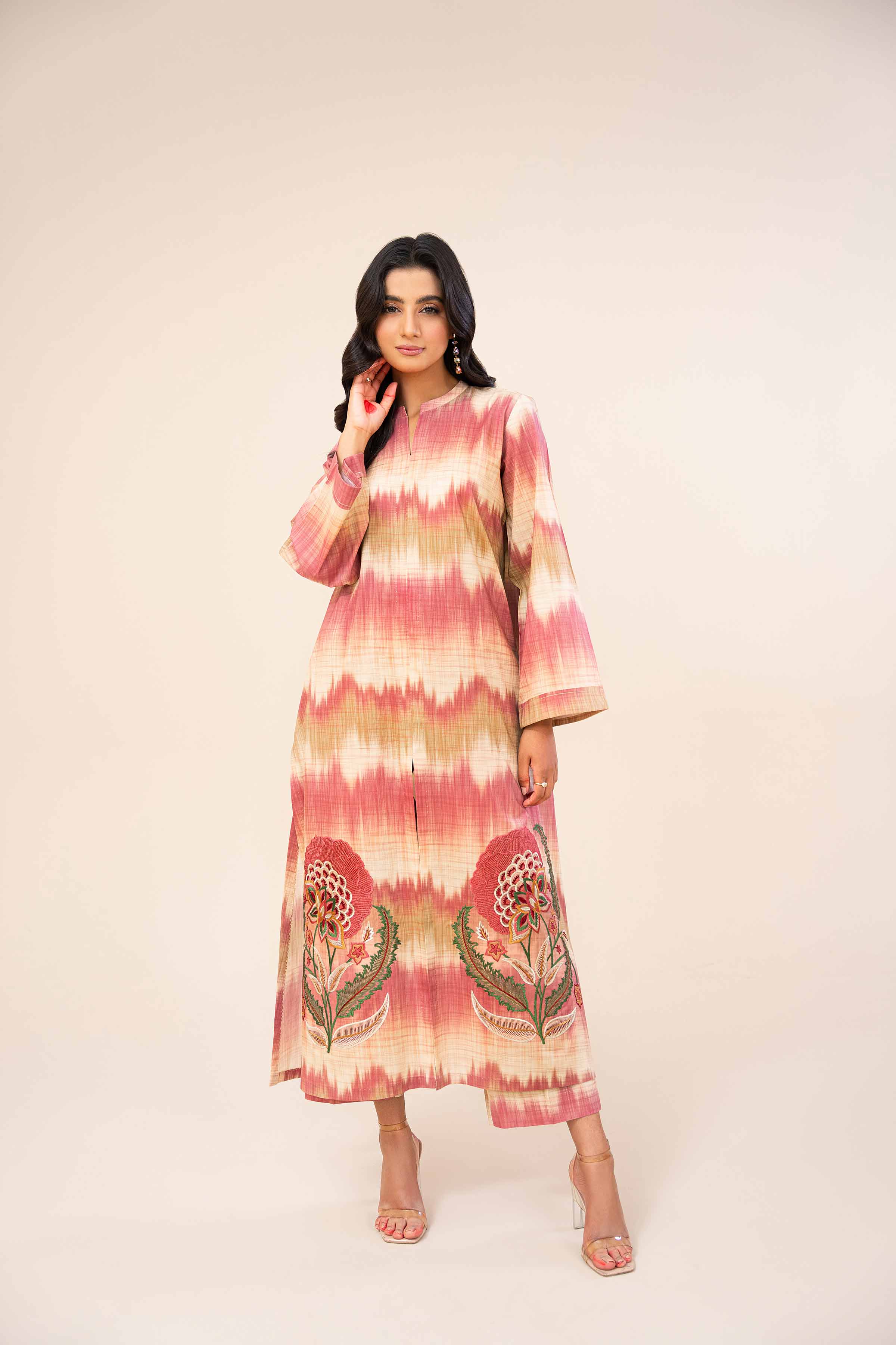 2 Piece - Printed Embroidered Suit - 42402083