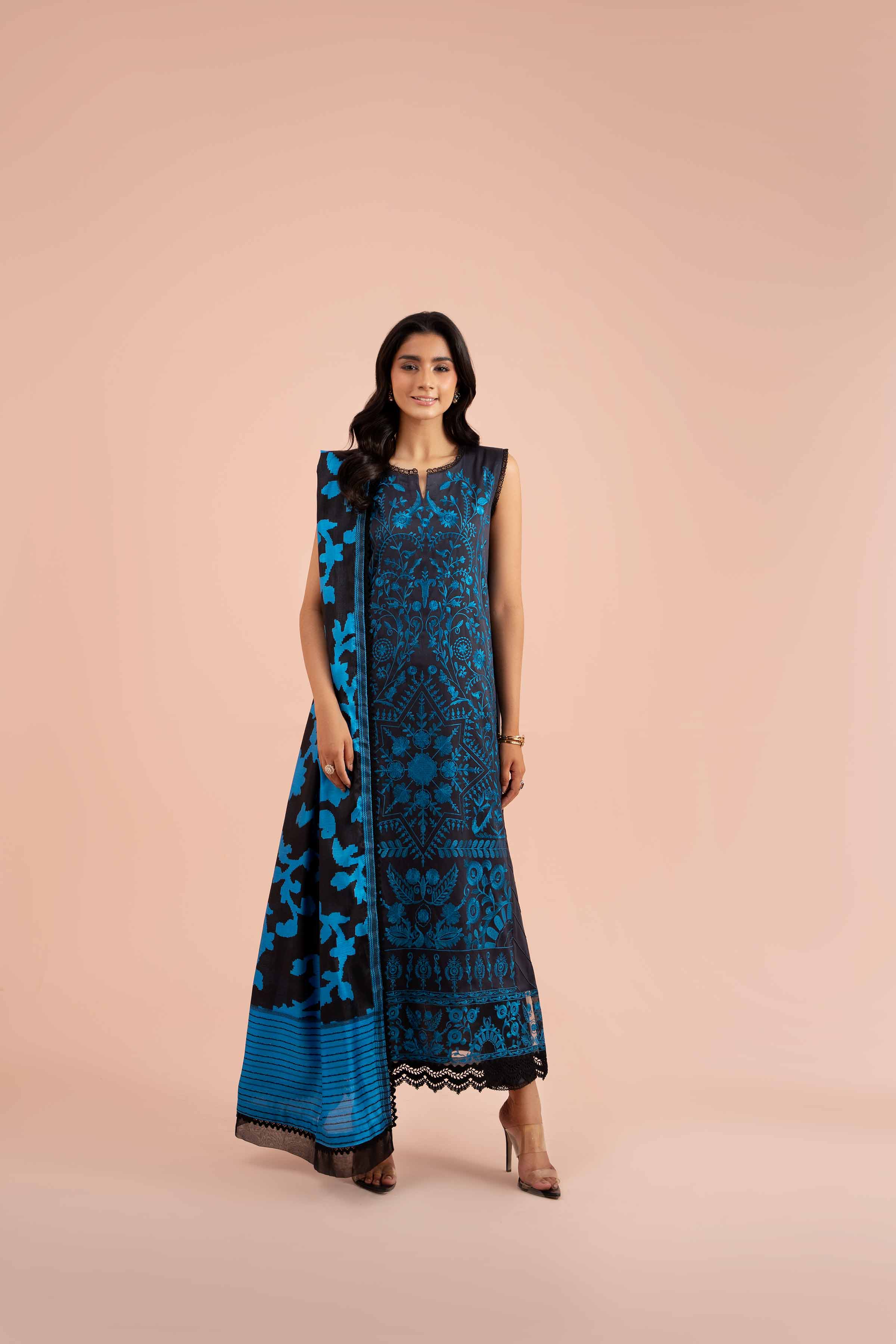 3 Piece - Embroidered Suit - 42402177