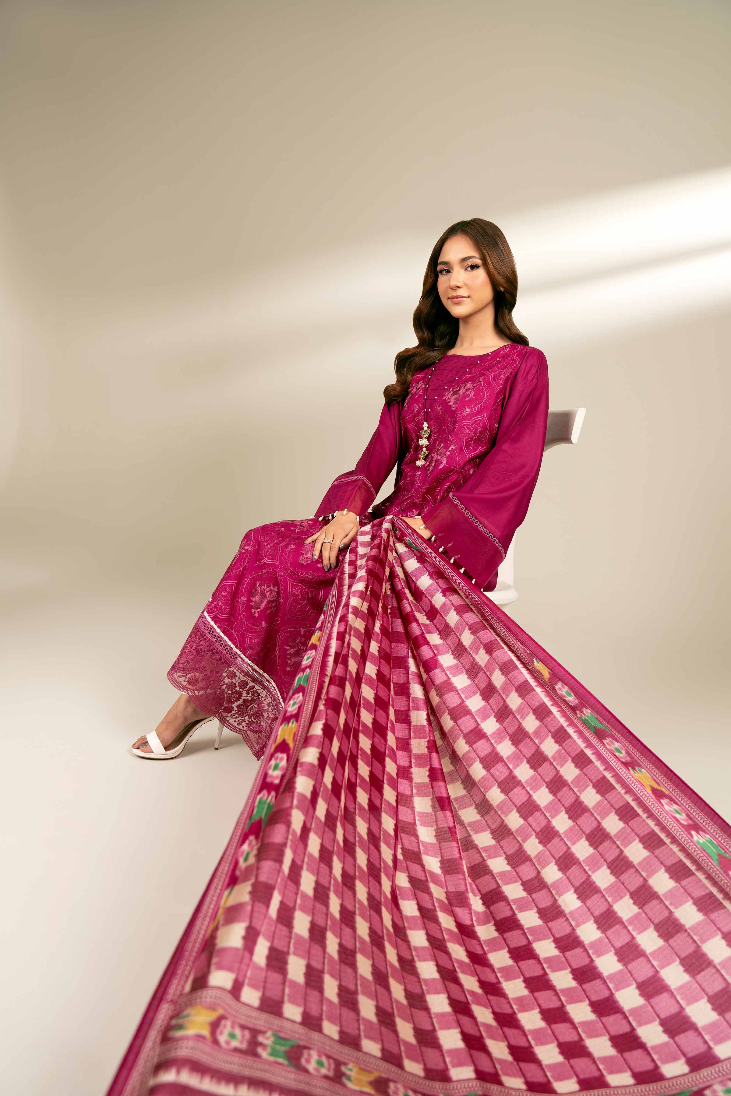 3 Piece - Embroidered Suit - 42402180