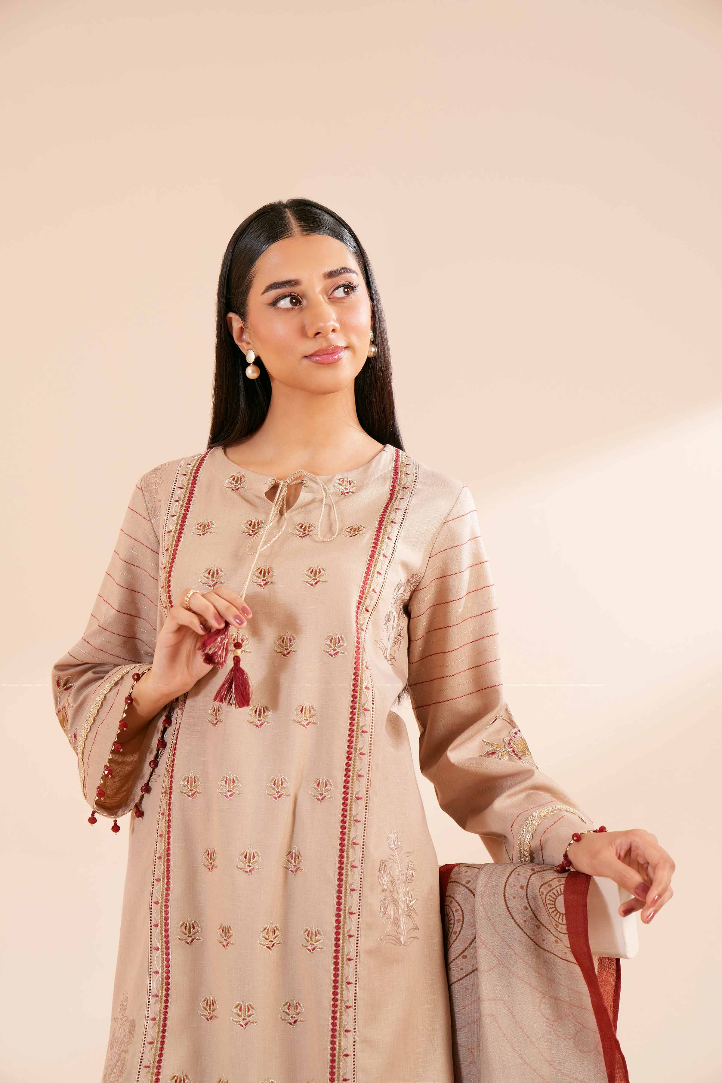 3 Piece - Embroidered Suit - 42404261
