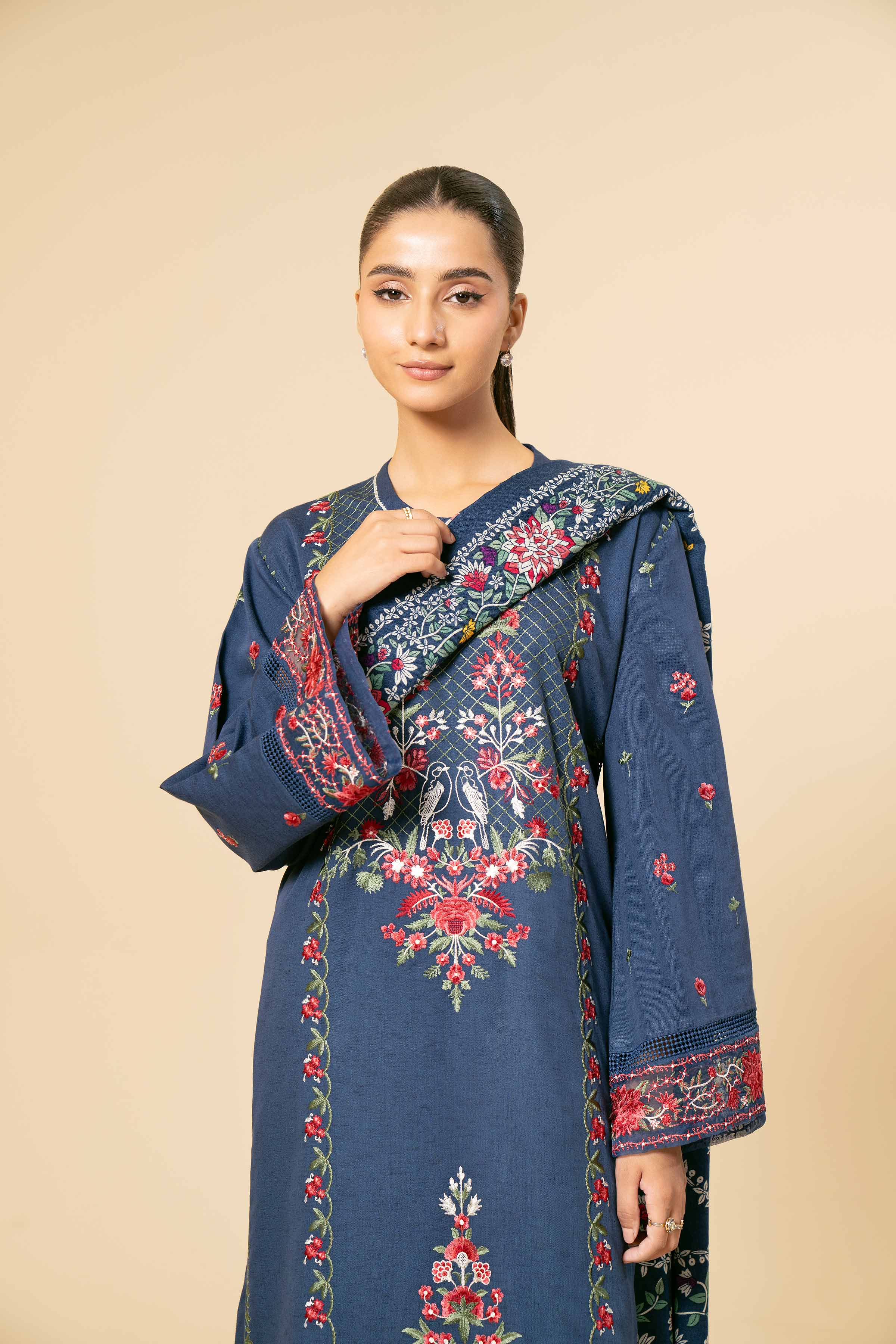 3 Piece - Embroidered Suit - 42404262