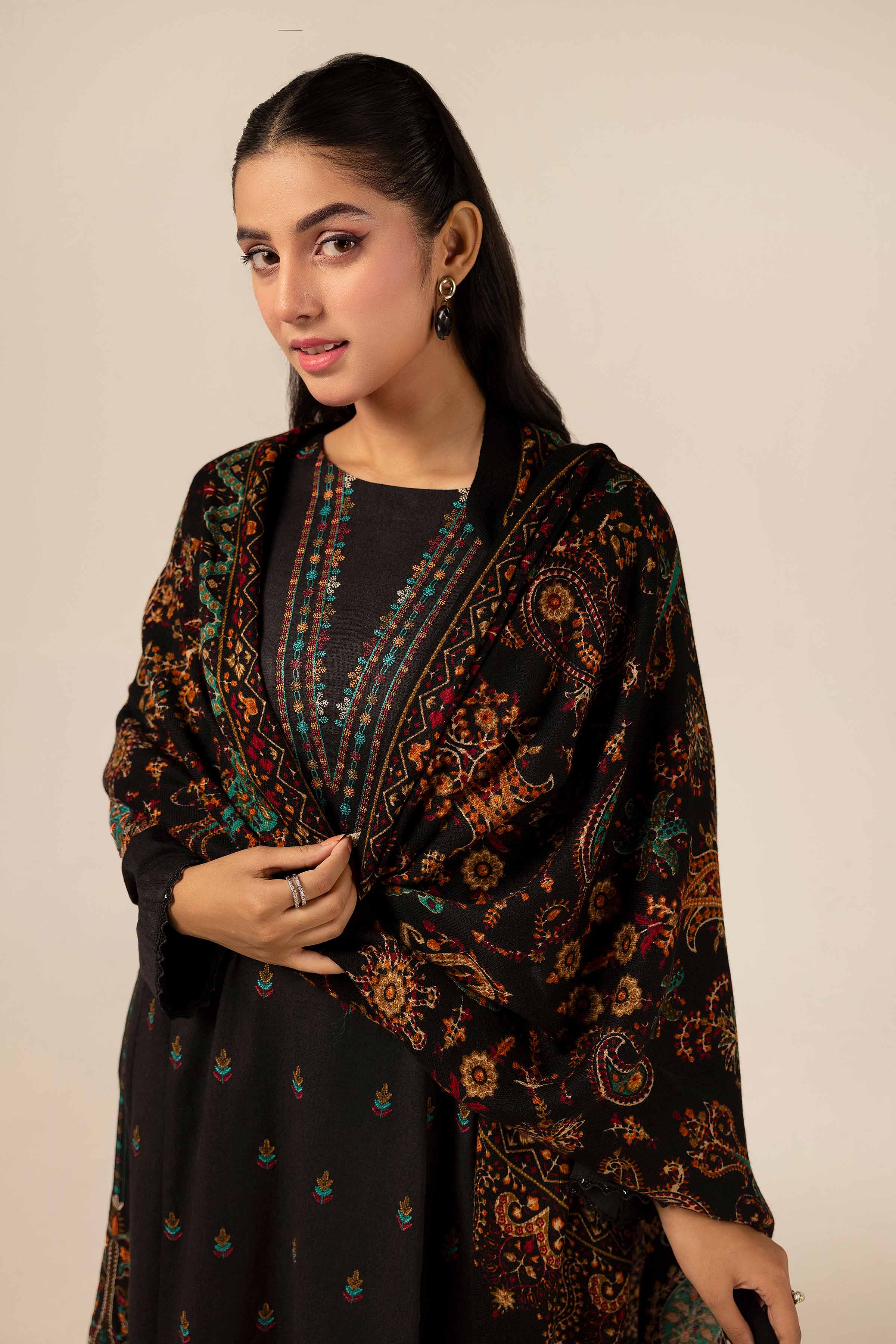 3 Piece - Embroidered Suit - 42404273