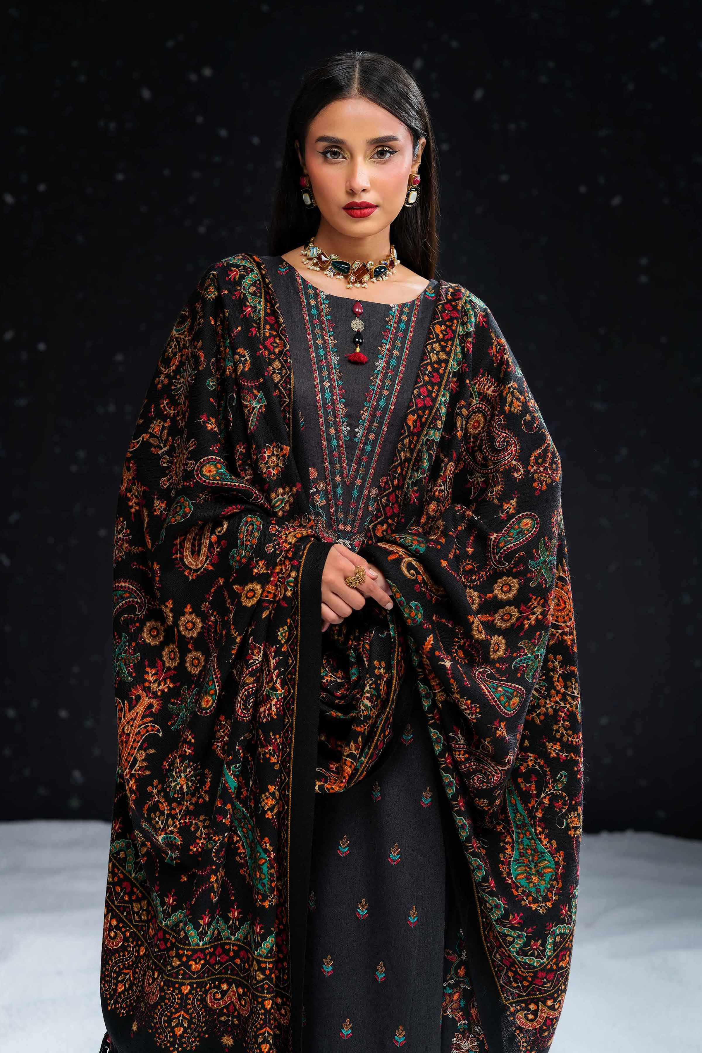 3 Piece - Embroidered Suit - 42404273