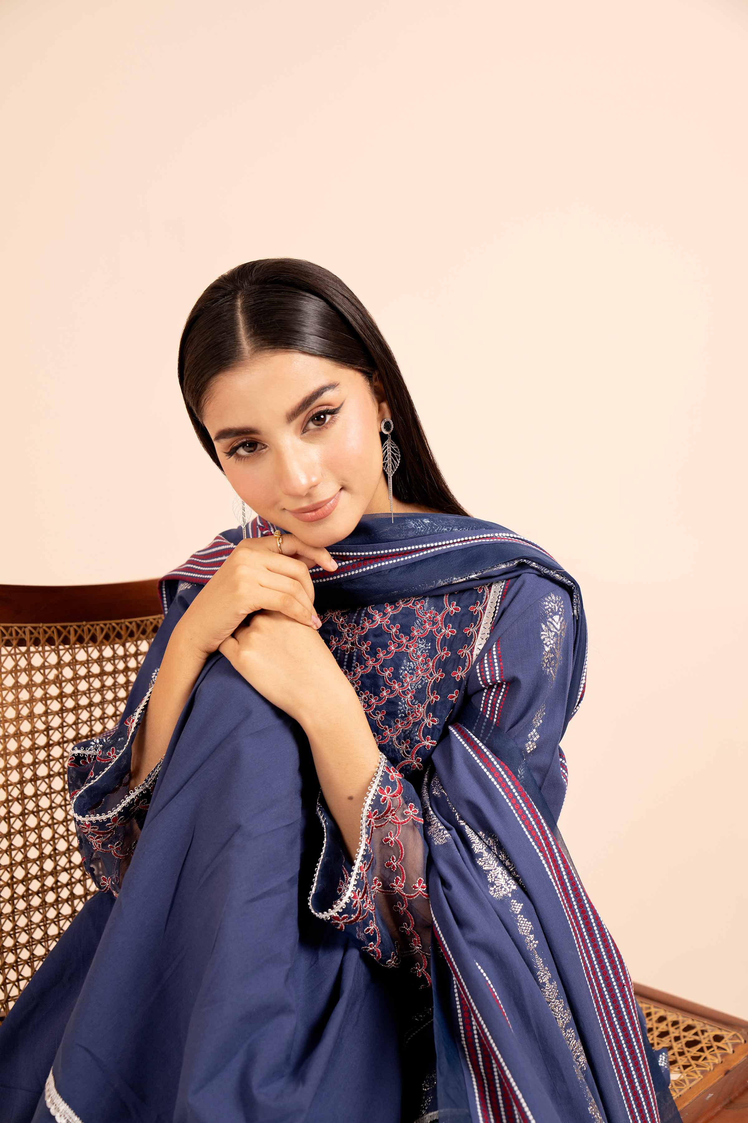 3 Piece - Jacquard Embroidered Suit - 42404377