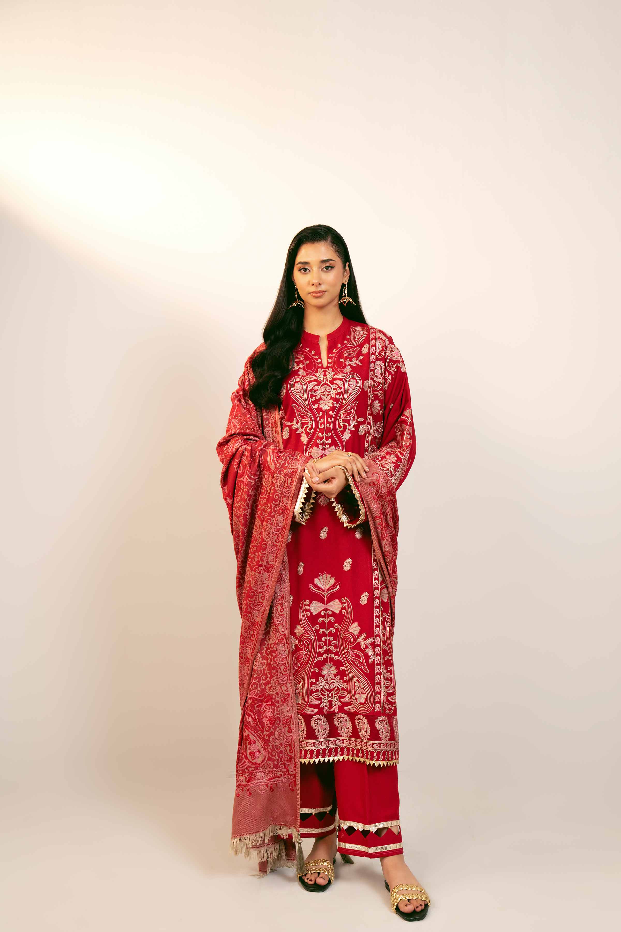 3 Piece - Embroidered Suit - 42404382