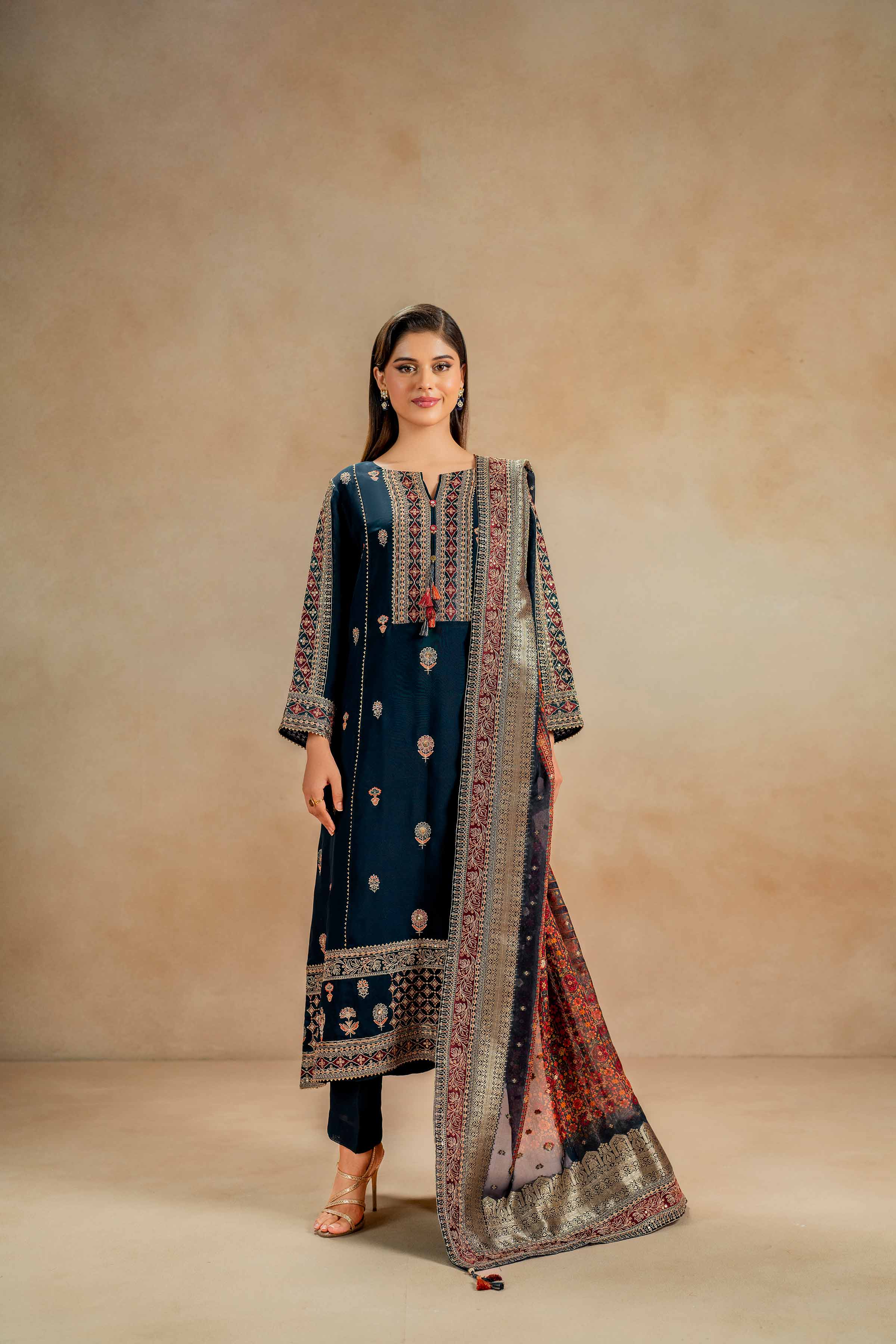 3 Piece - Embroidered Suit - 42411507