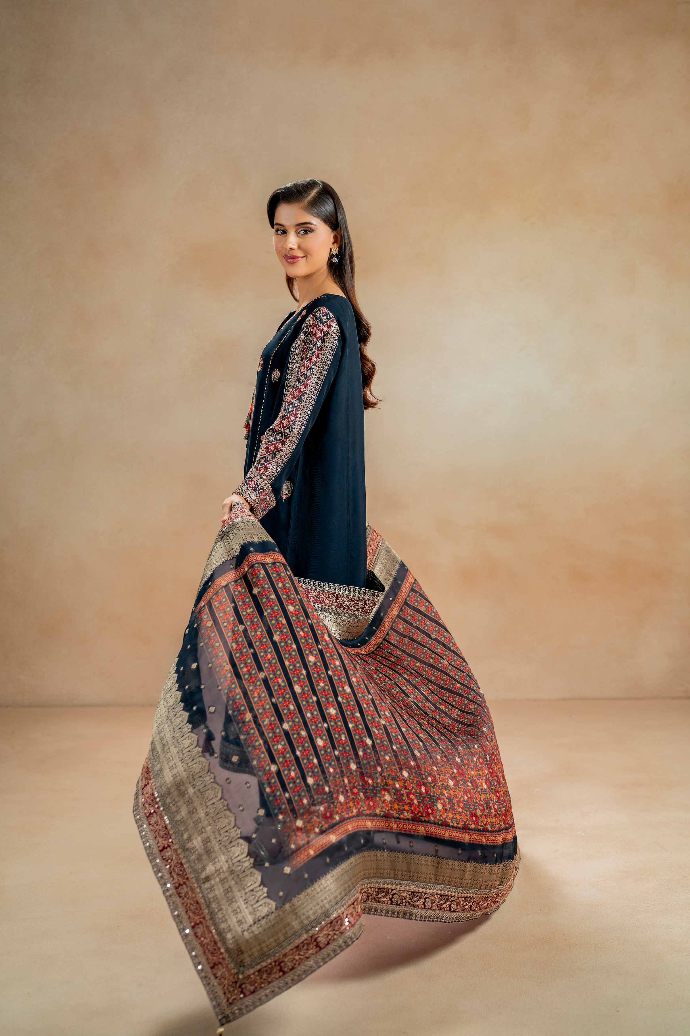 3 Piece - Embroidered Suit - 42411507