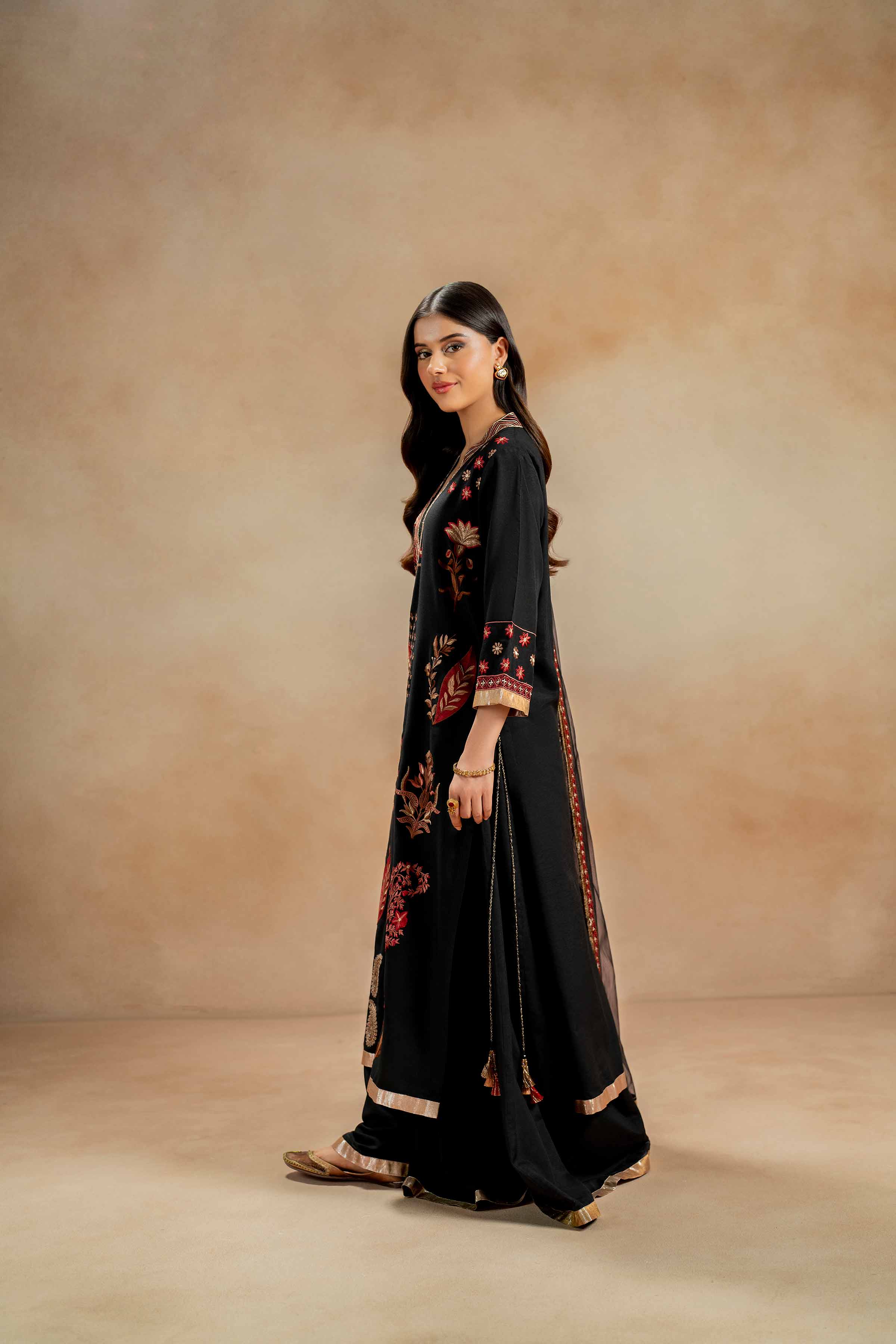 3 Piece - Embroidered Suit - 42418701