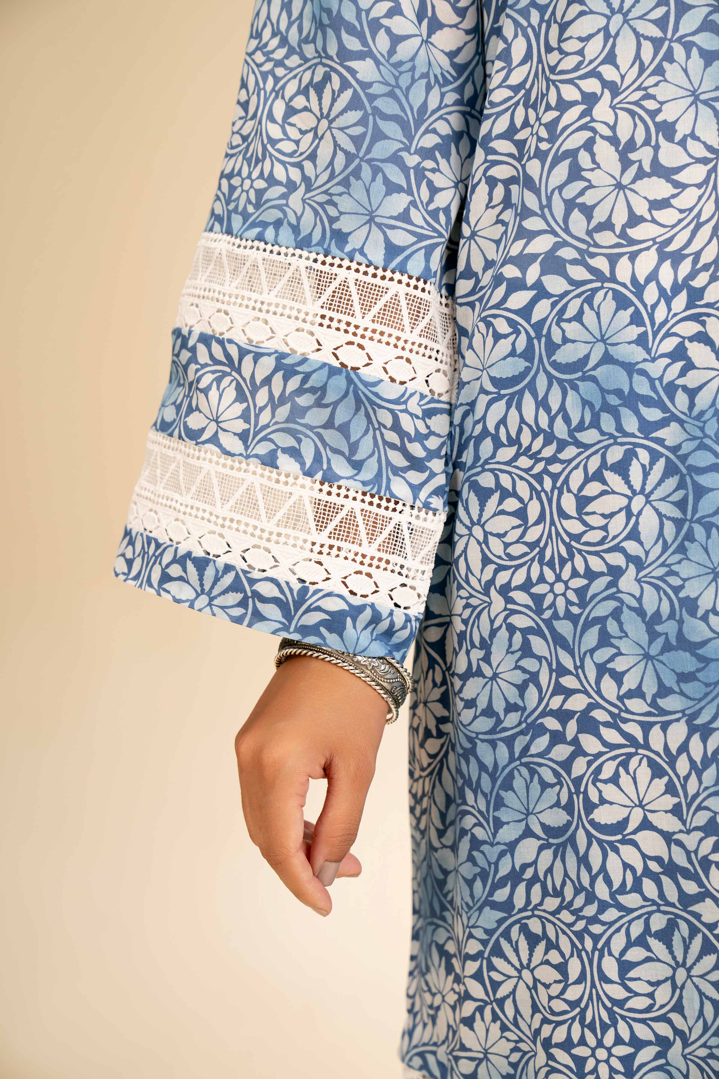 2 Piece - Printed With Laces Suit - 42501271