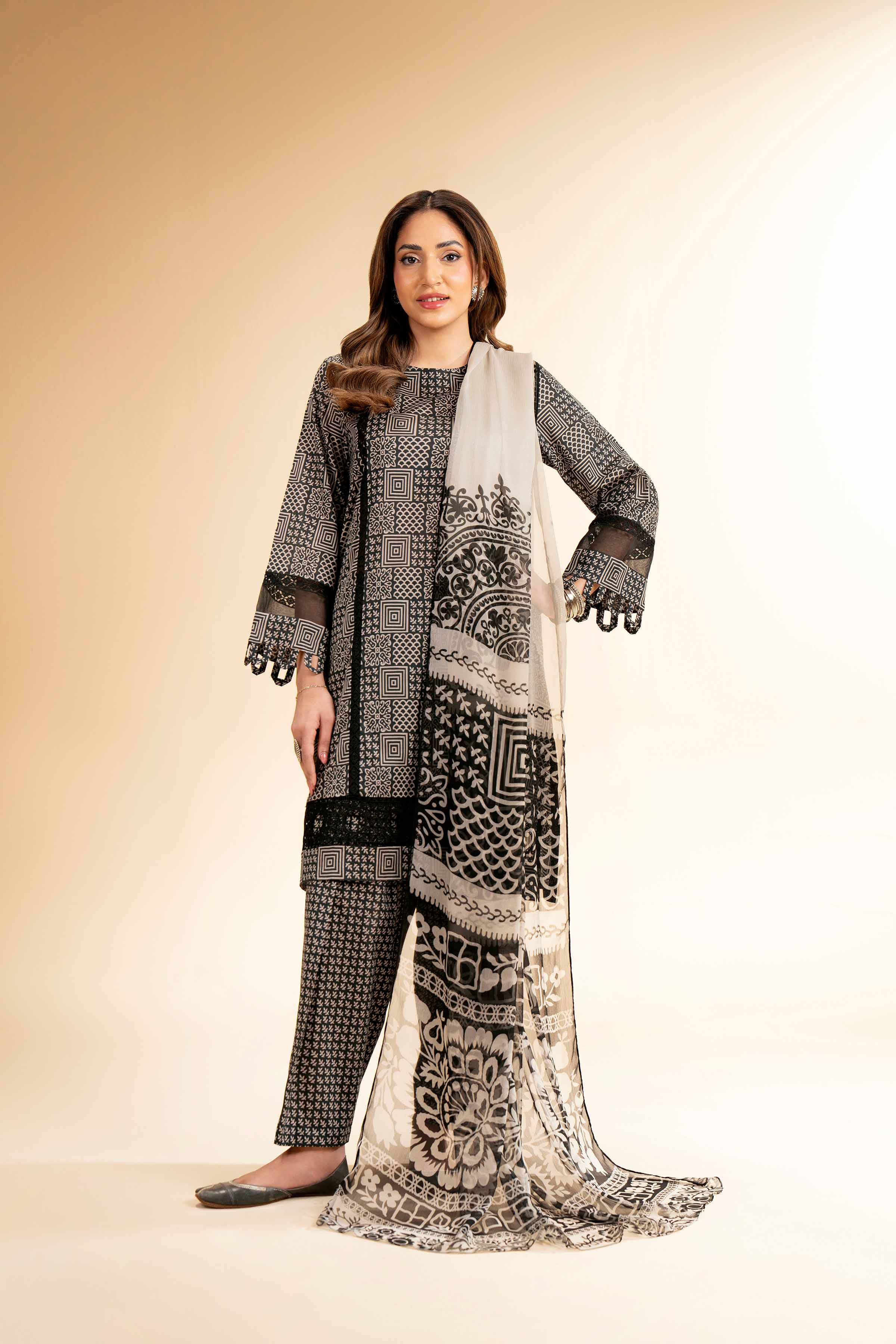 3 Piece - Printed With Laces Suit - 42501334
