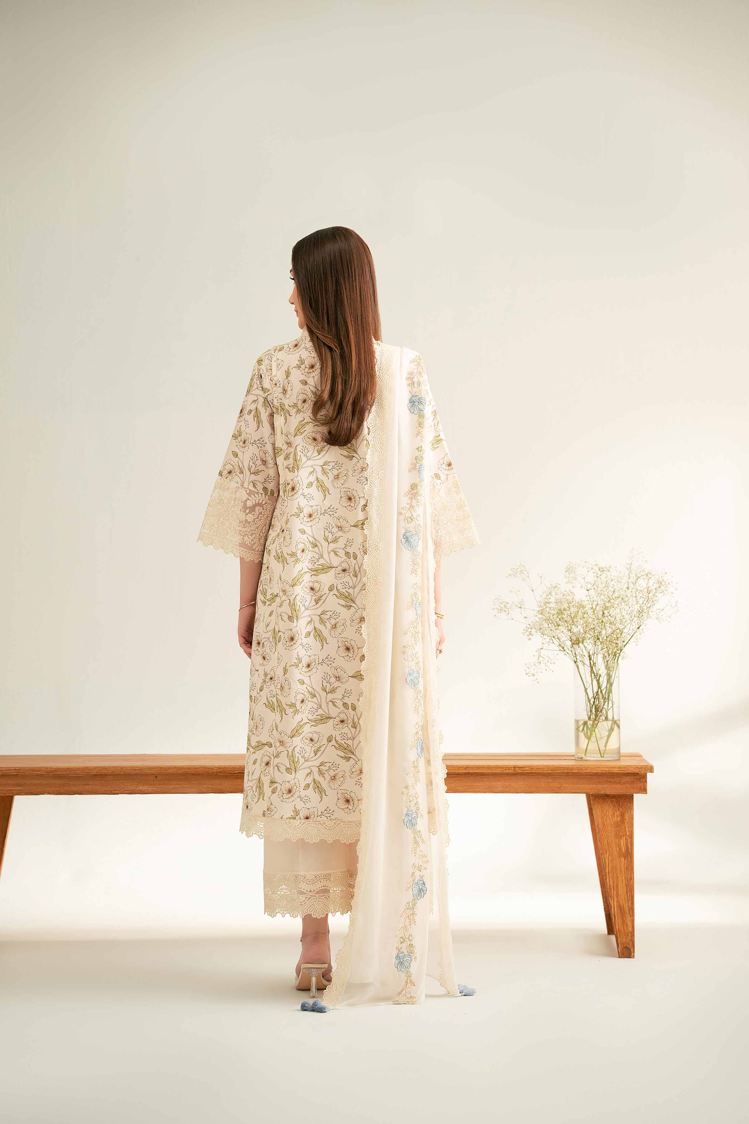 3 Piece - Embroidered Suit - 42519398
