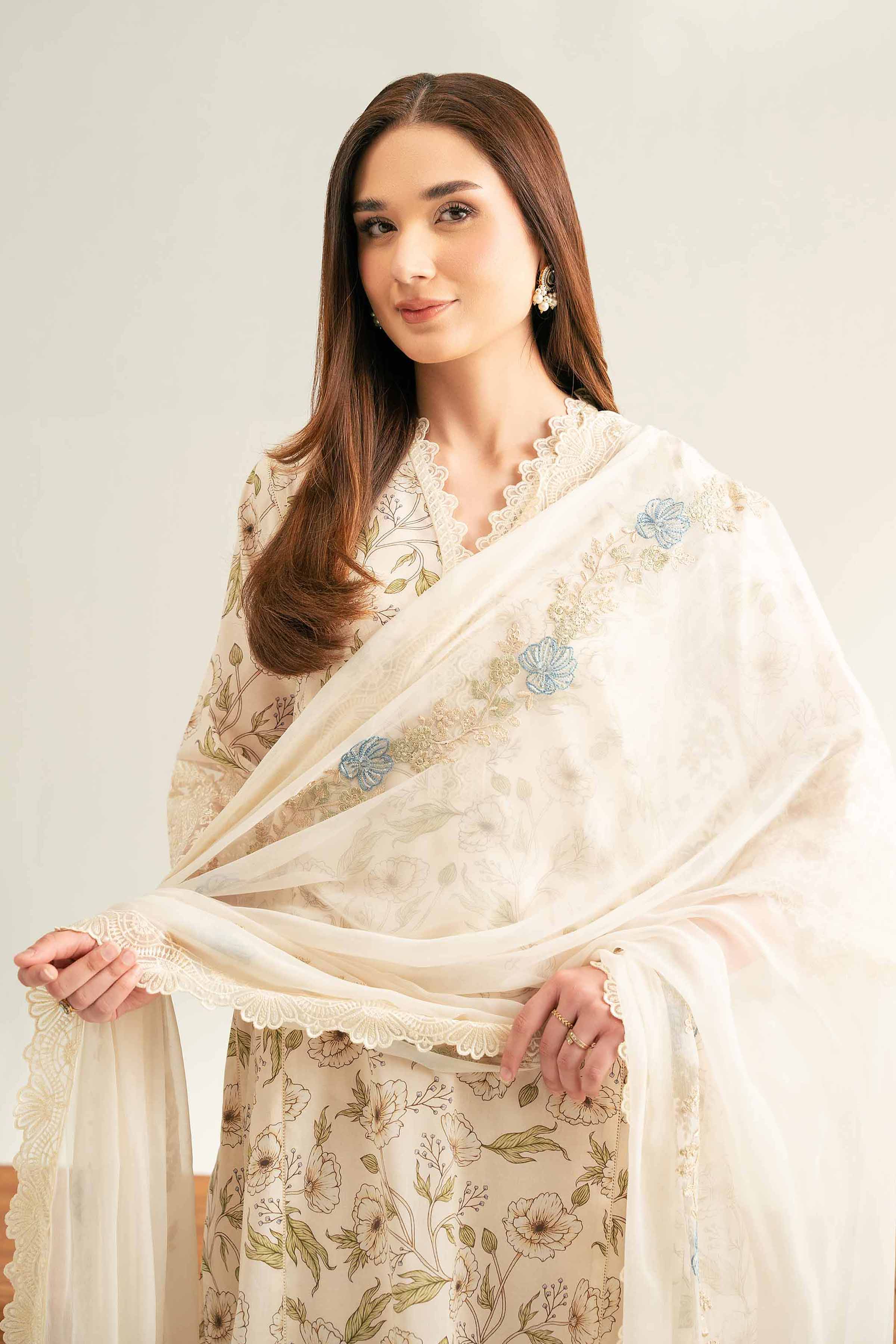 3 Piece - Embroidered Suit - 42519398