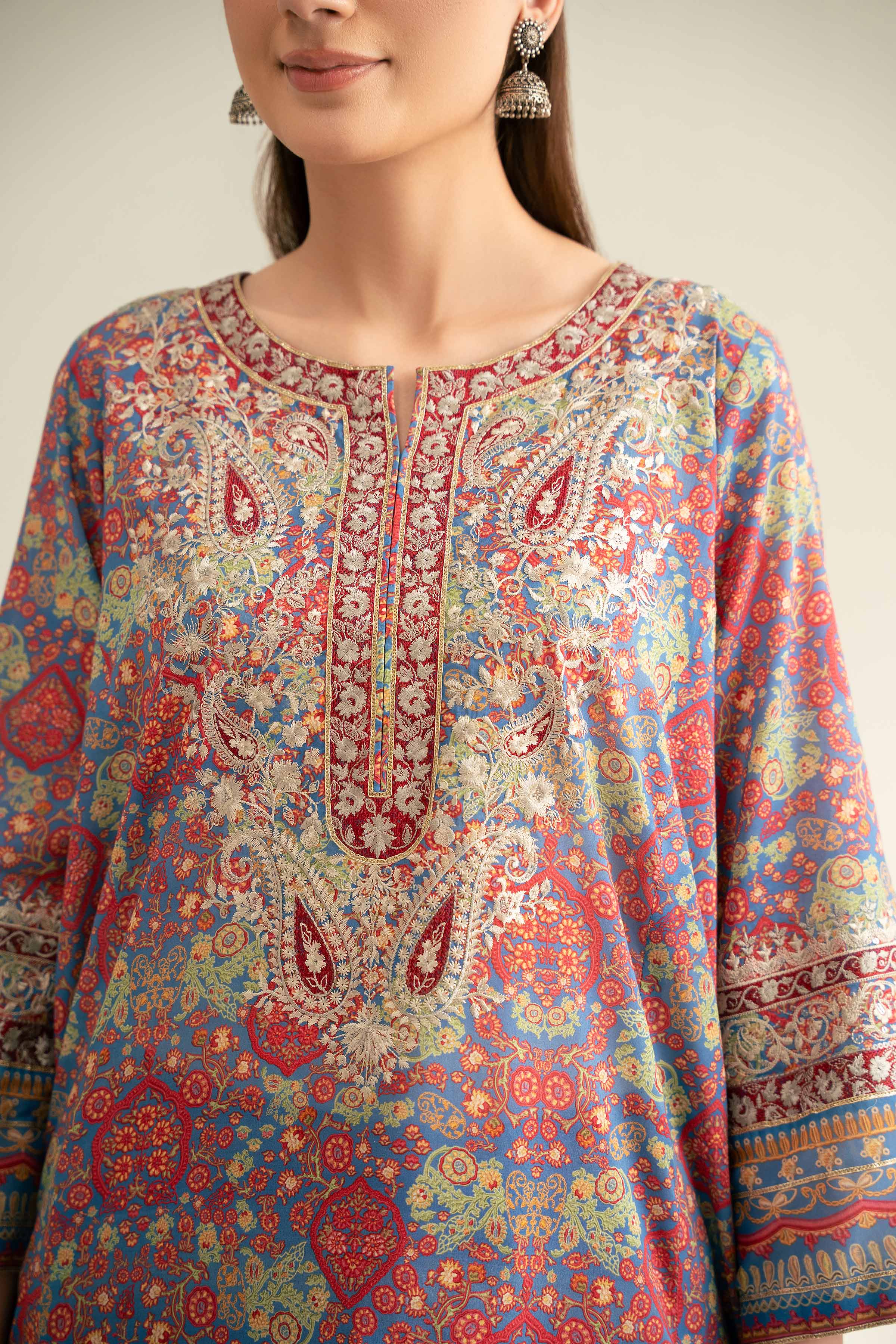 3 Piece - Embroidered Suit - 42519400