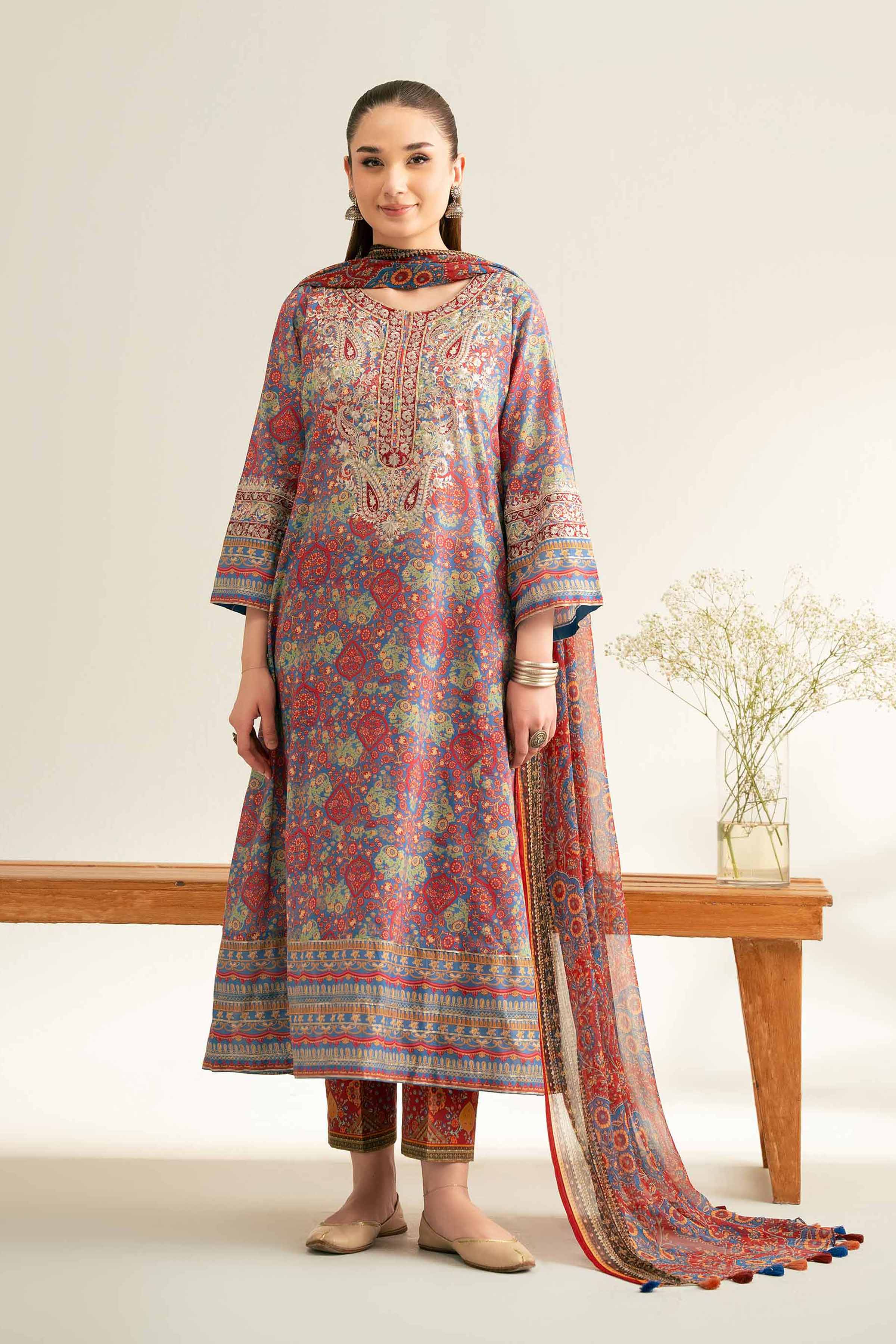 3 Piece - Embroidered Suit - 42519400