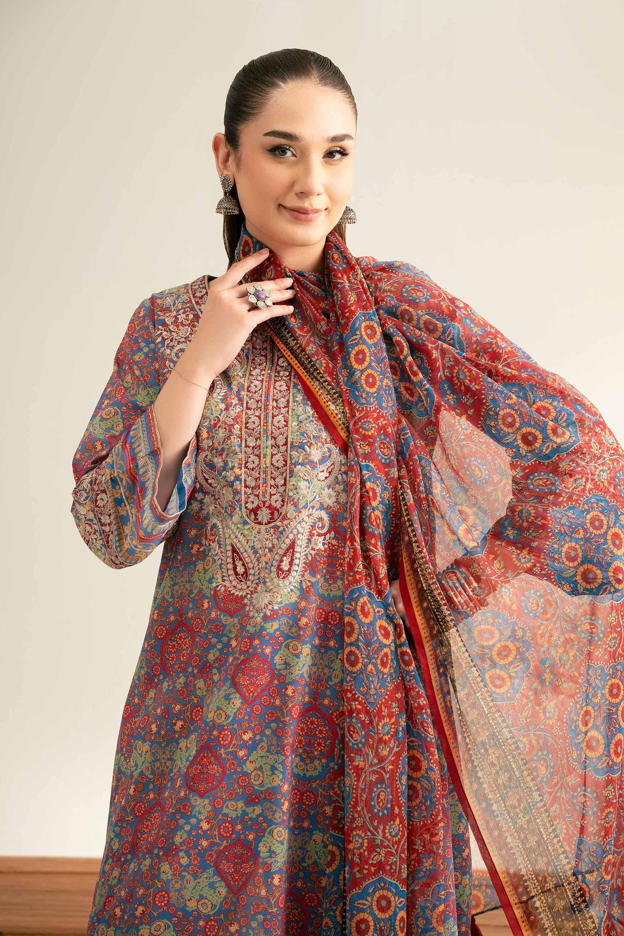 3 Piece - Embroidered Suit - 42519400