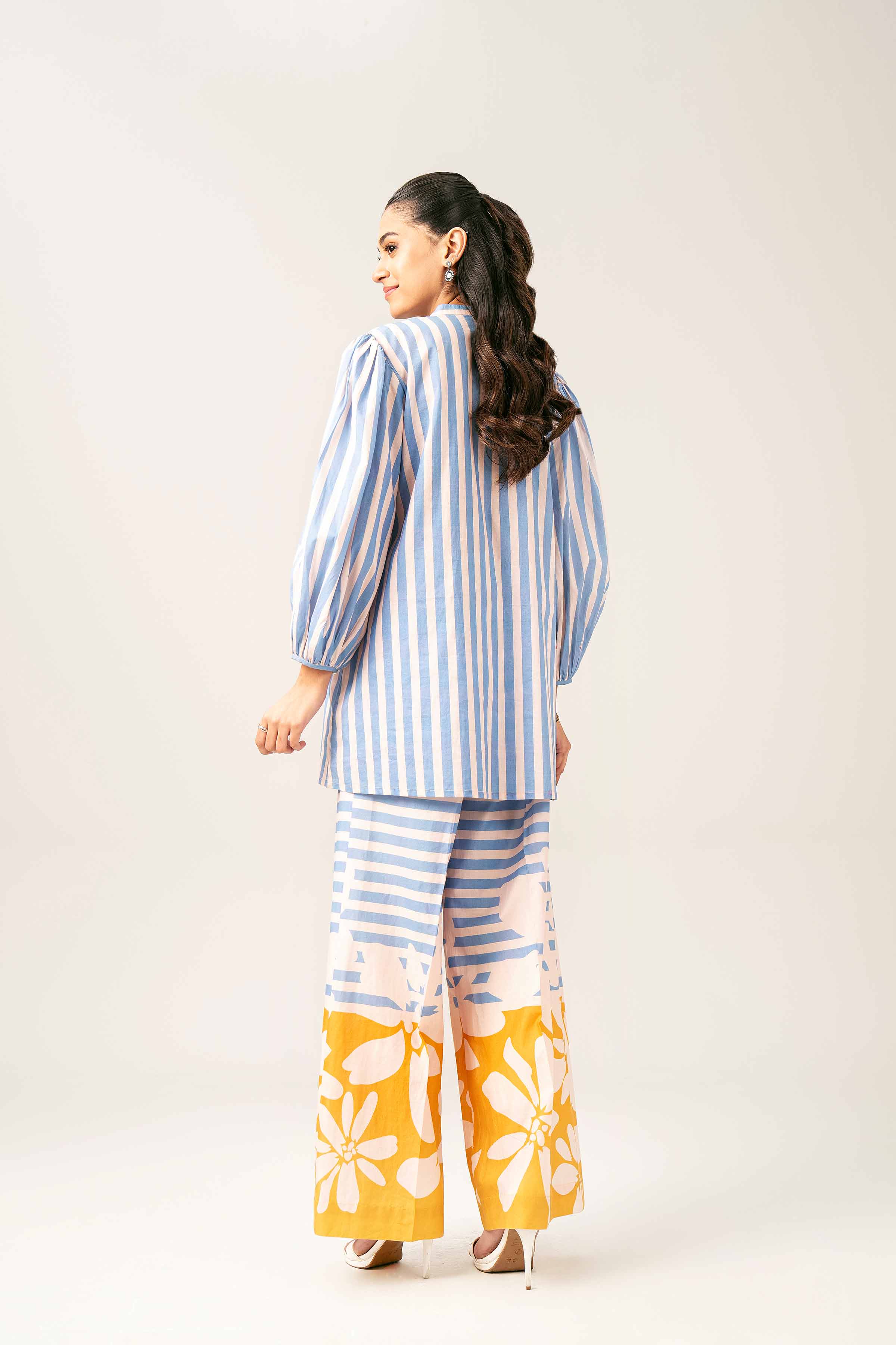 2 Piece - Printed Suit - AS25-46