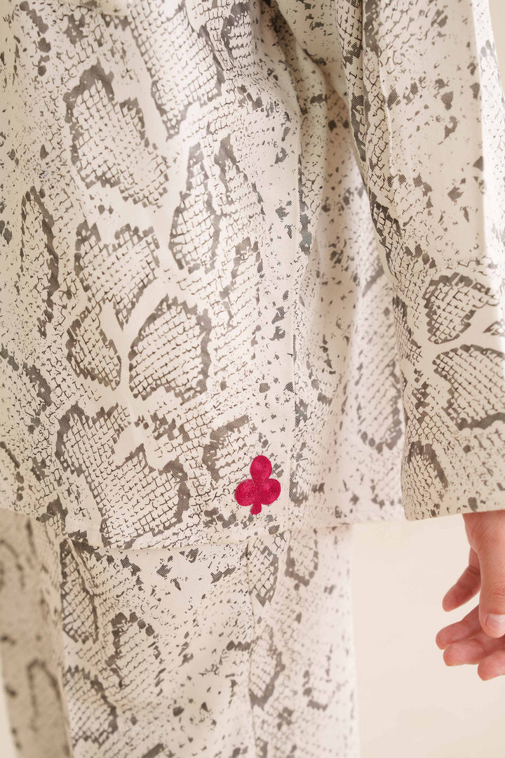 2 Piece - Printed Suit - AW25-43 for Women - Pret Collection | Nishat | Shop Online