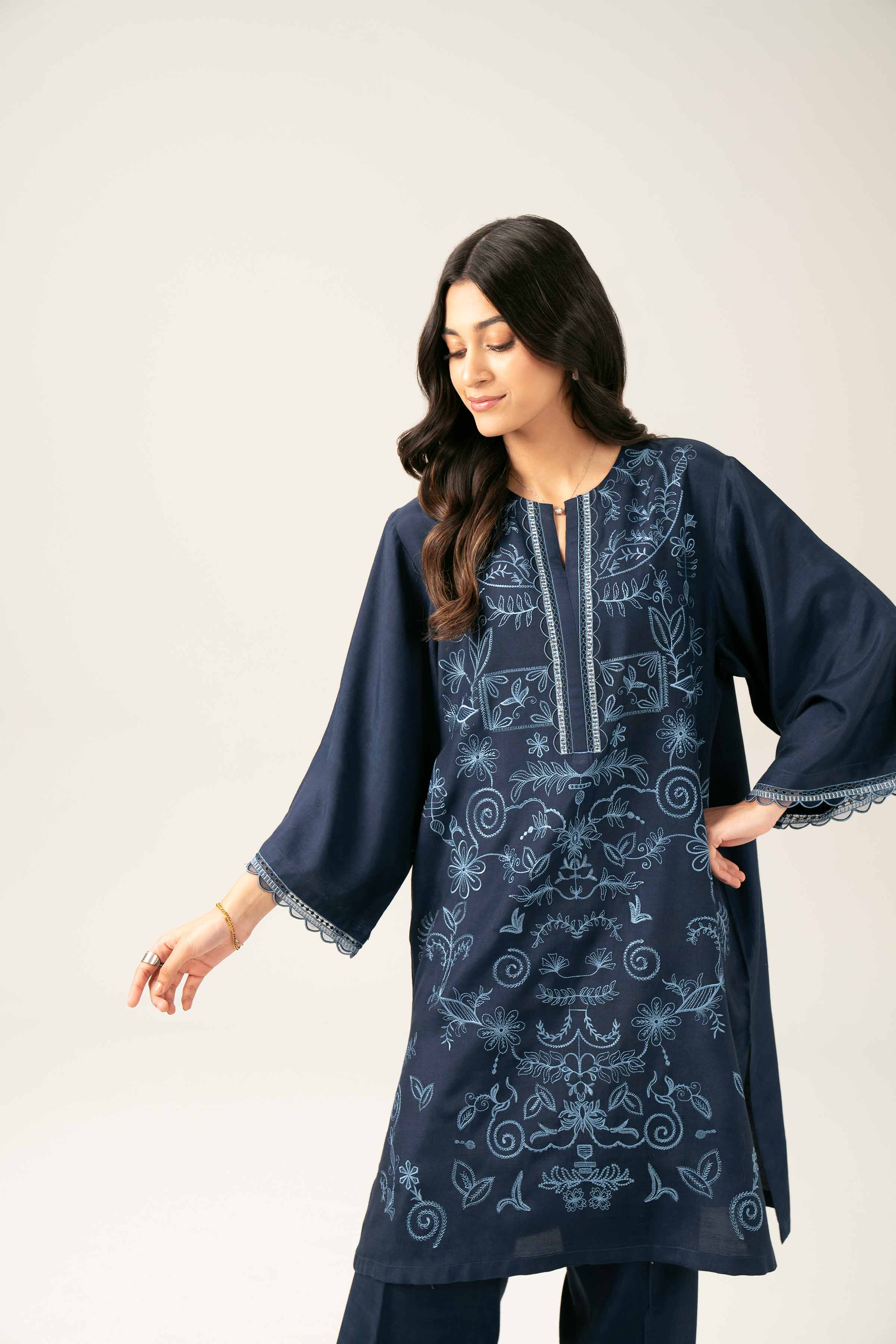 2 Piece - Embroidered Suit - FE25-39