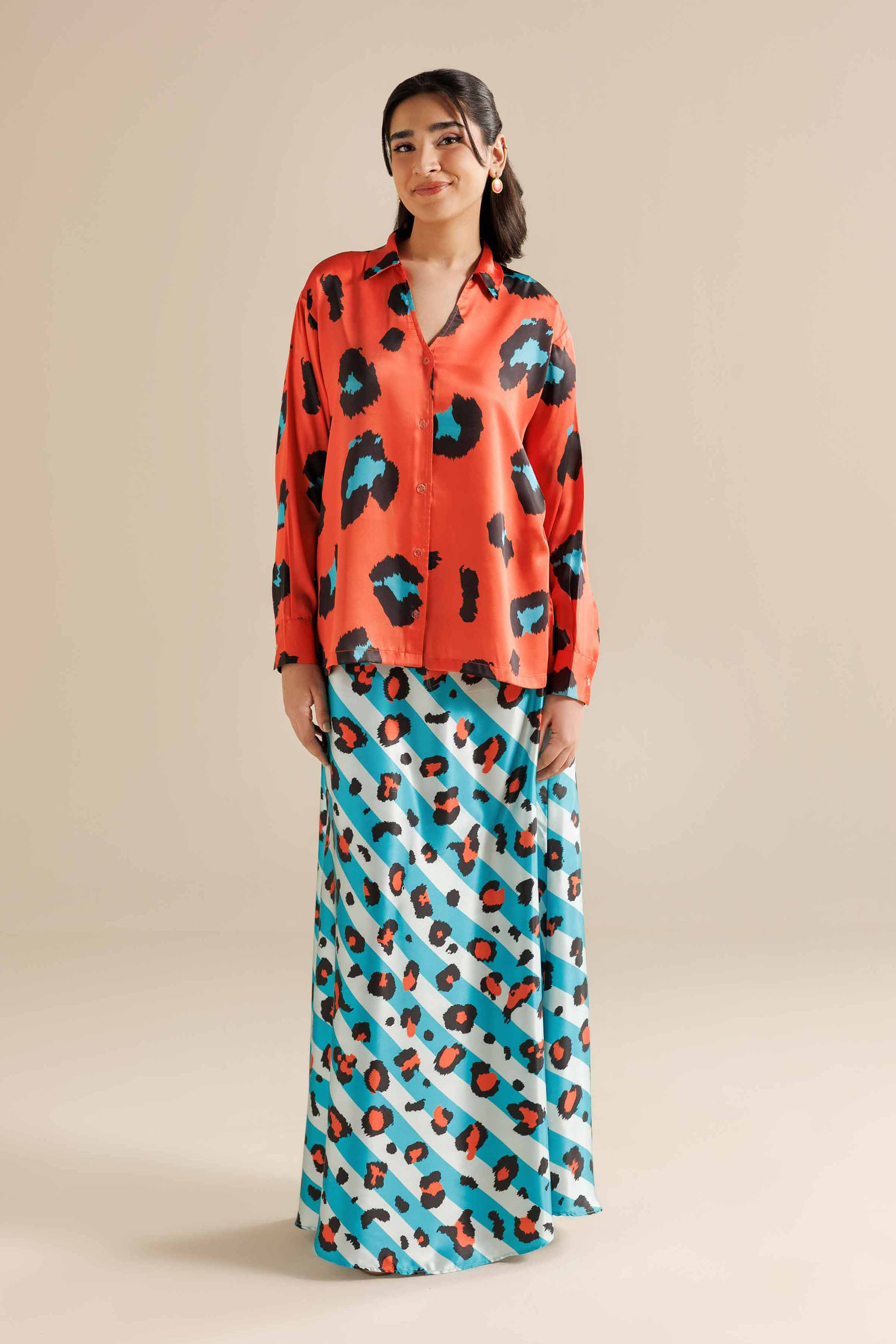 2 Piece - Printed Suit - FW25-05 for Women - Pret Collection | Nishat | Shop Online