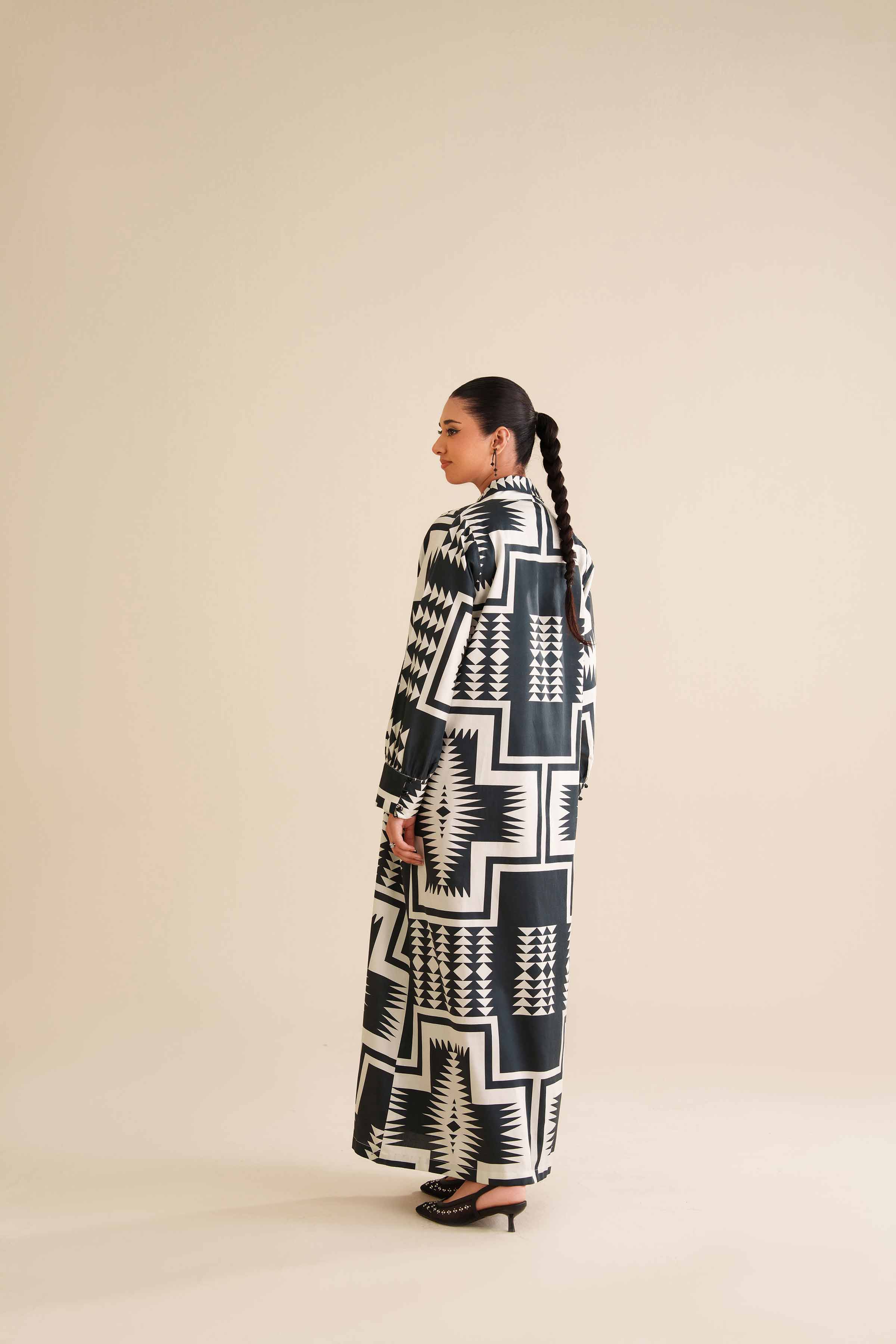 2 Piece - Printed Suit - FW25-22 for Women - Pret Collection | Nishat | Shop Online