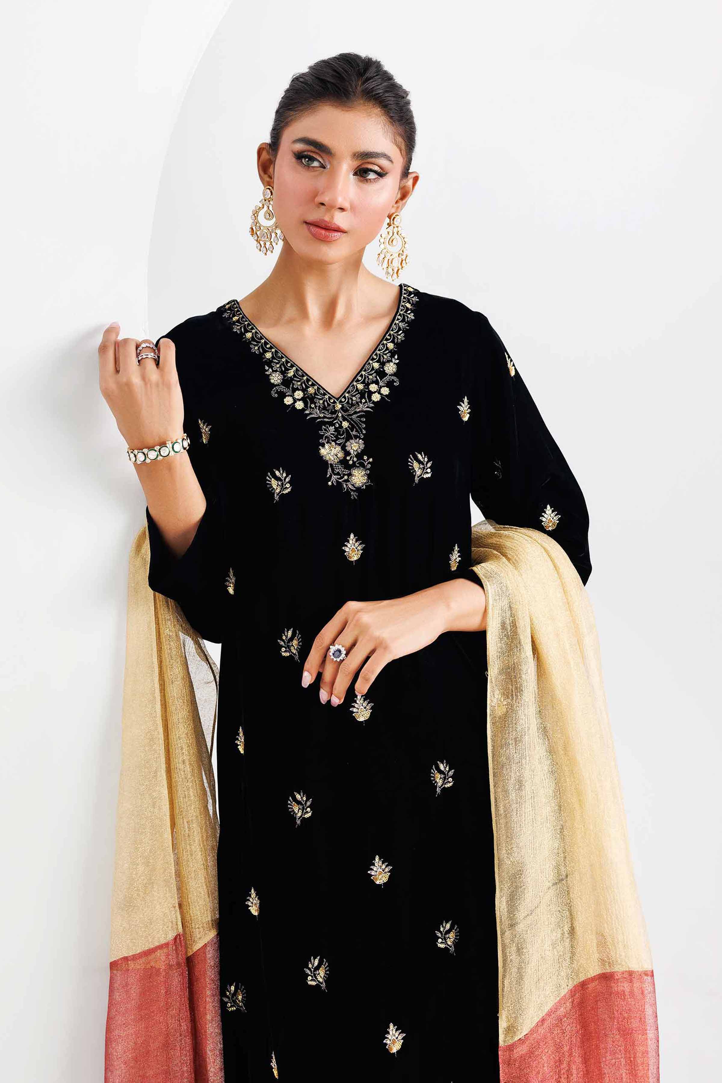 RAWAYAT - KBW25-60 for Women - Boutique Collection | Nishat | Shop Online