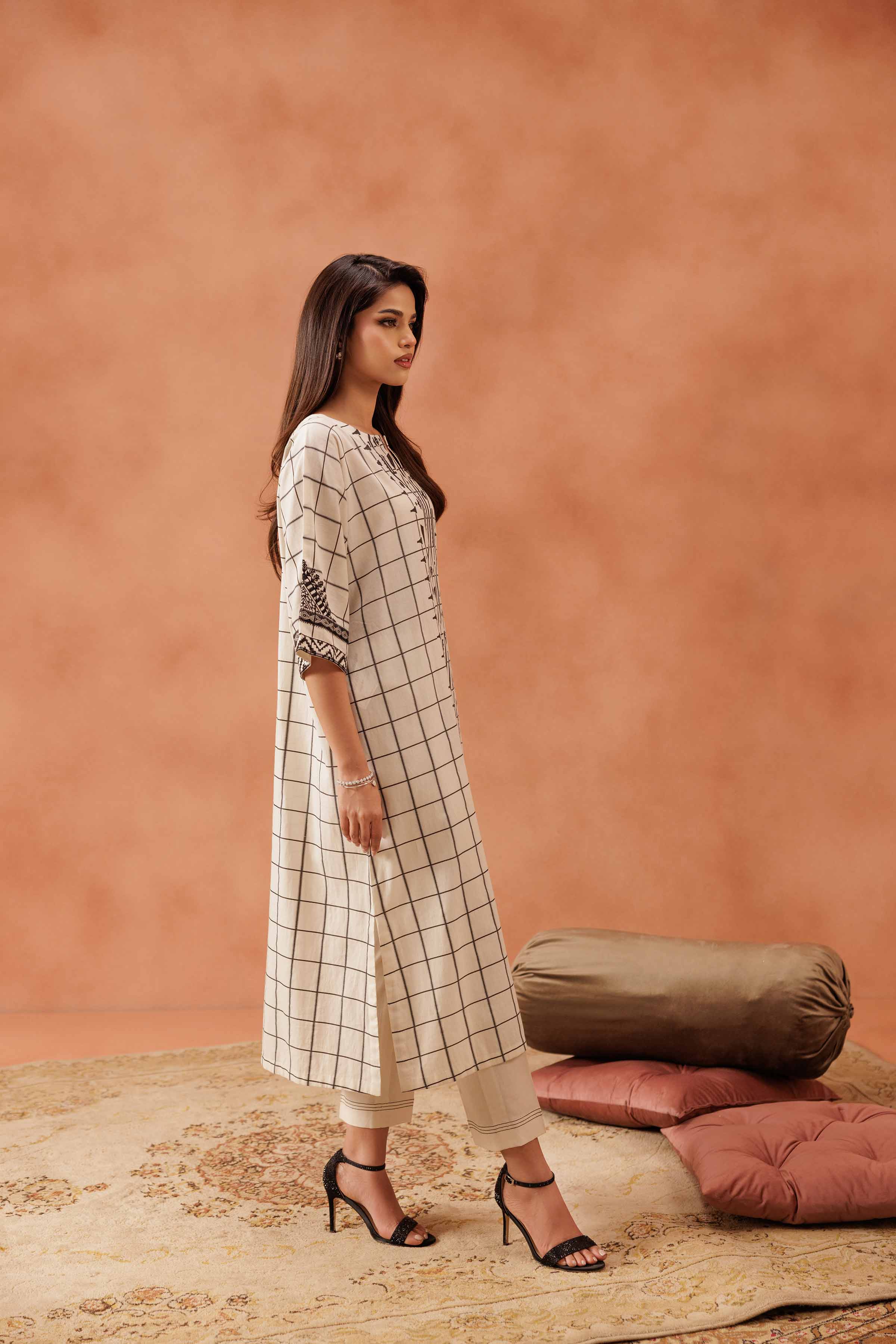 2 Piece - Printed Embroidered Suit - KFE25-92 for Women - Pret Collection | Nishat | Shop Online