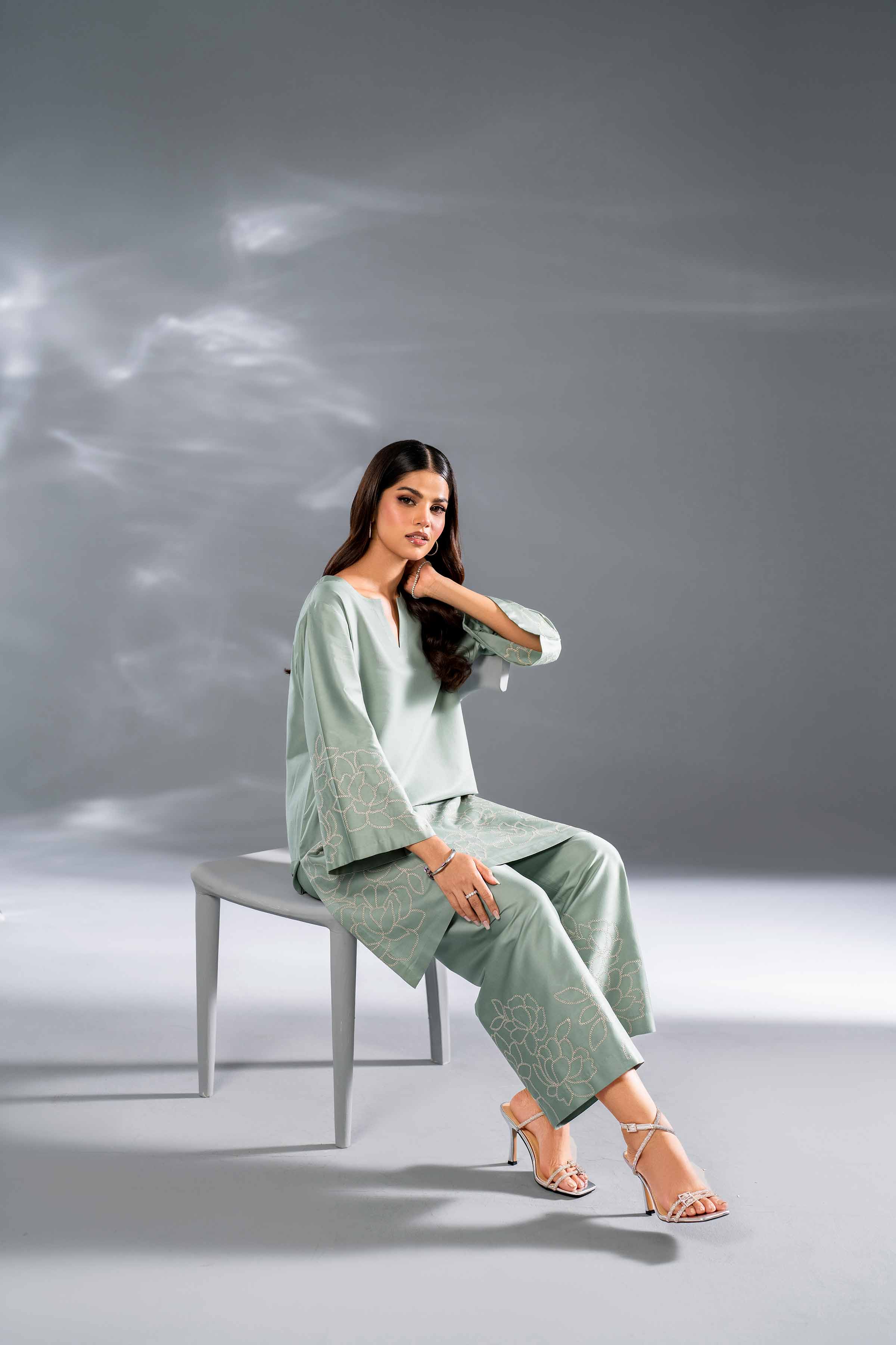2 Piece - Embroidered Suit - KFW24-112
