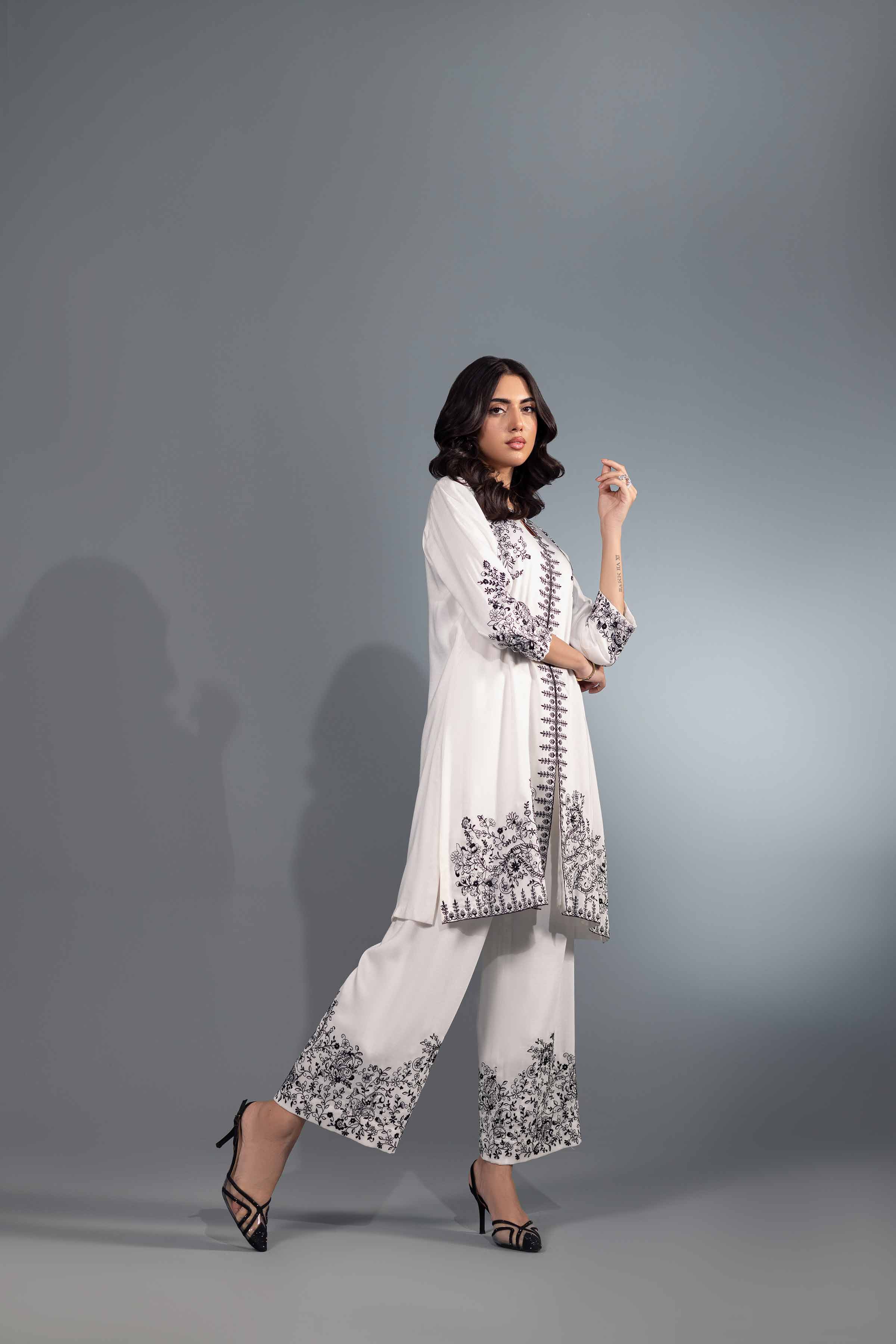 2 Piece - Embroidered Suit - KFW24-67