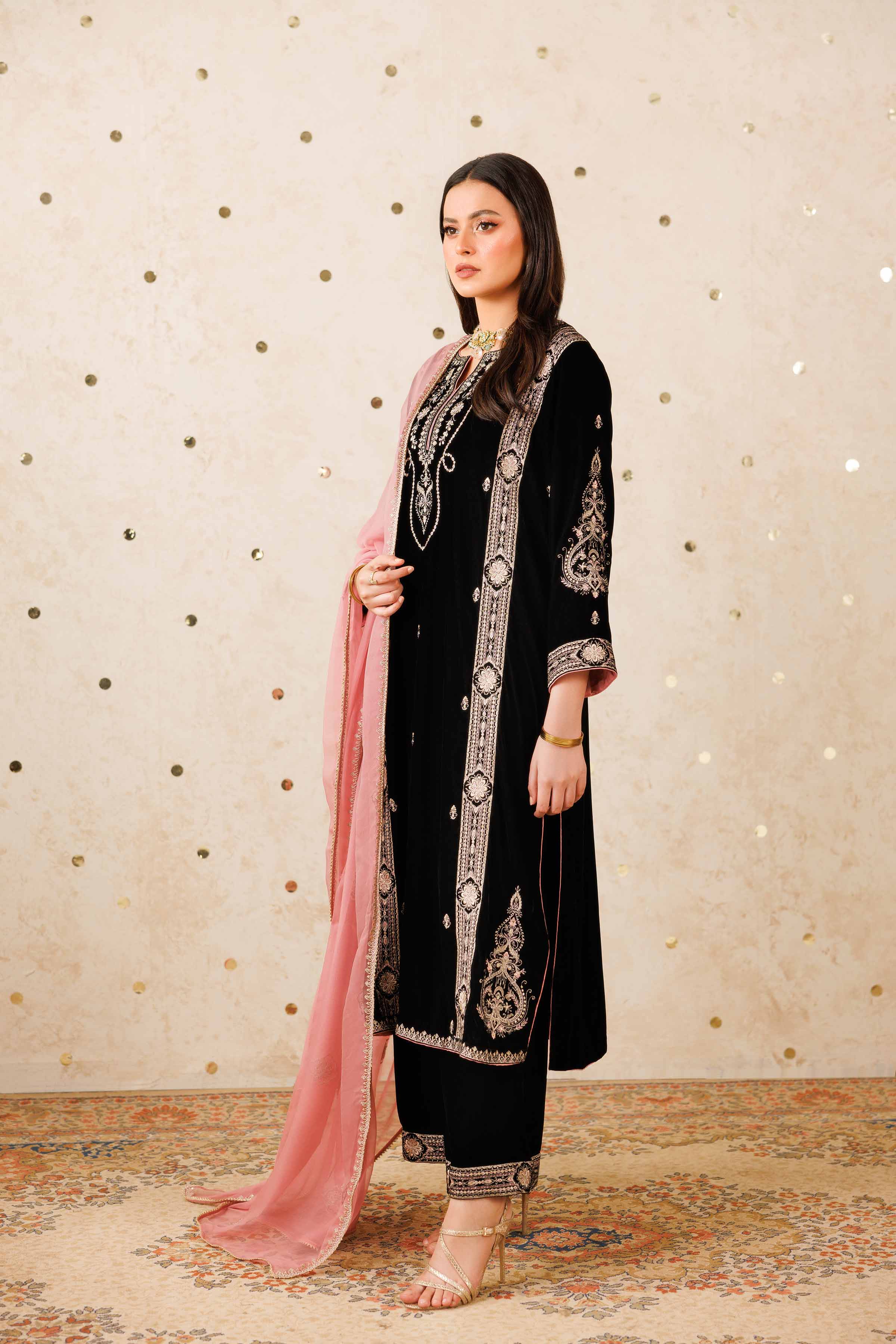 3 Piece - Embroidered Suit - KFW25-13
