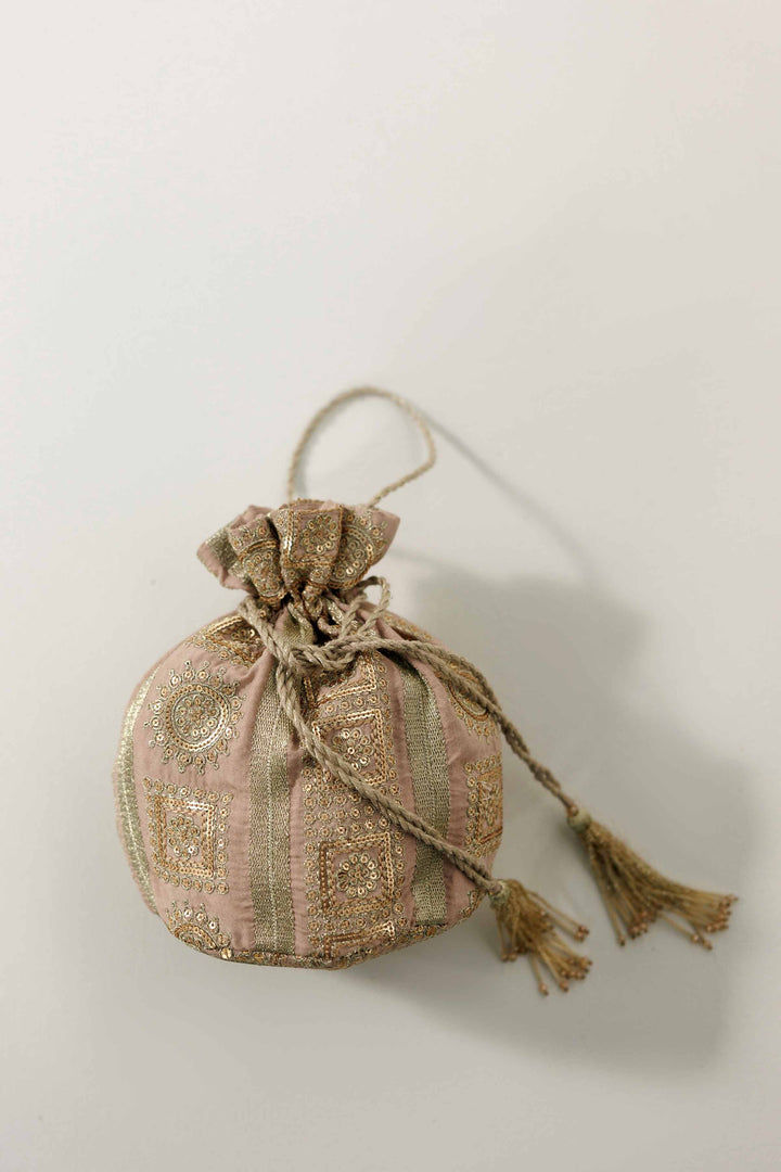 Embroidered Pouch - KFW25-152 for Women - Pret Collection | Nishat | Shop Online