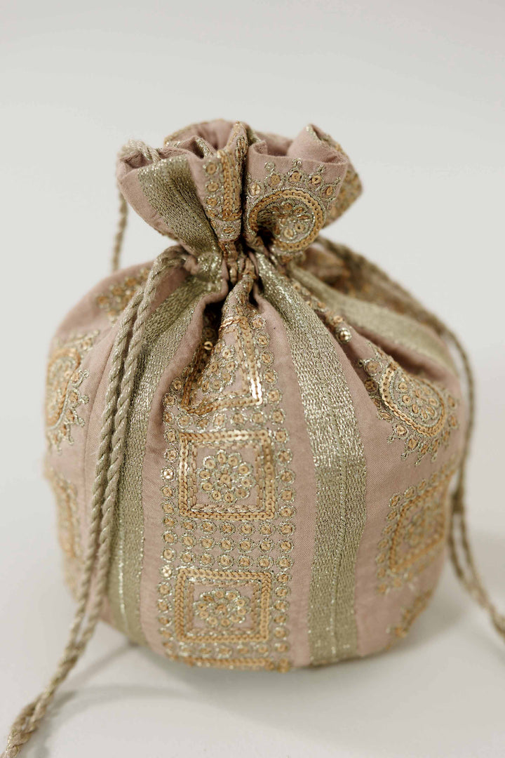 Embroidered Pouch - KFW25-152 for Women - Pret Collection | Nishat | Shop Online