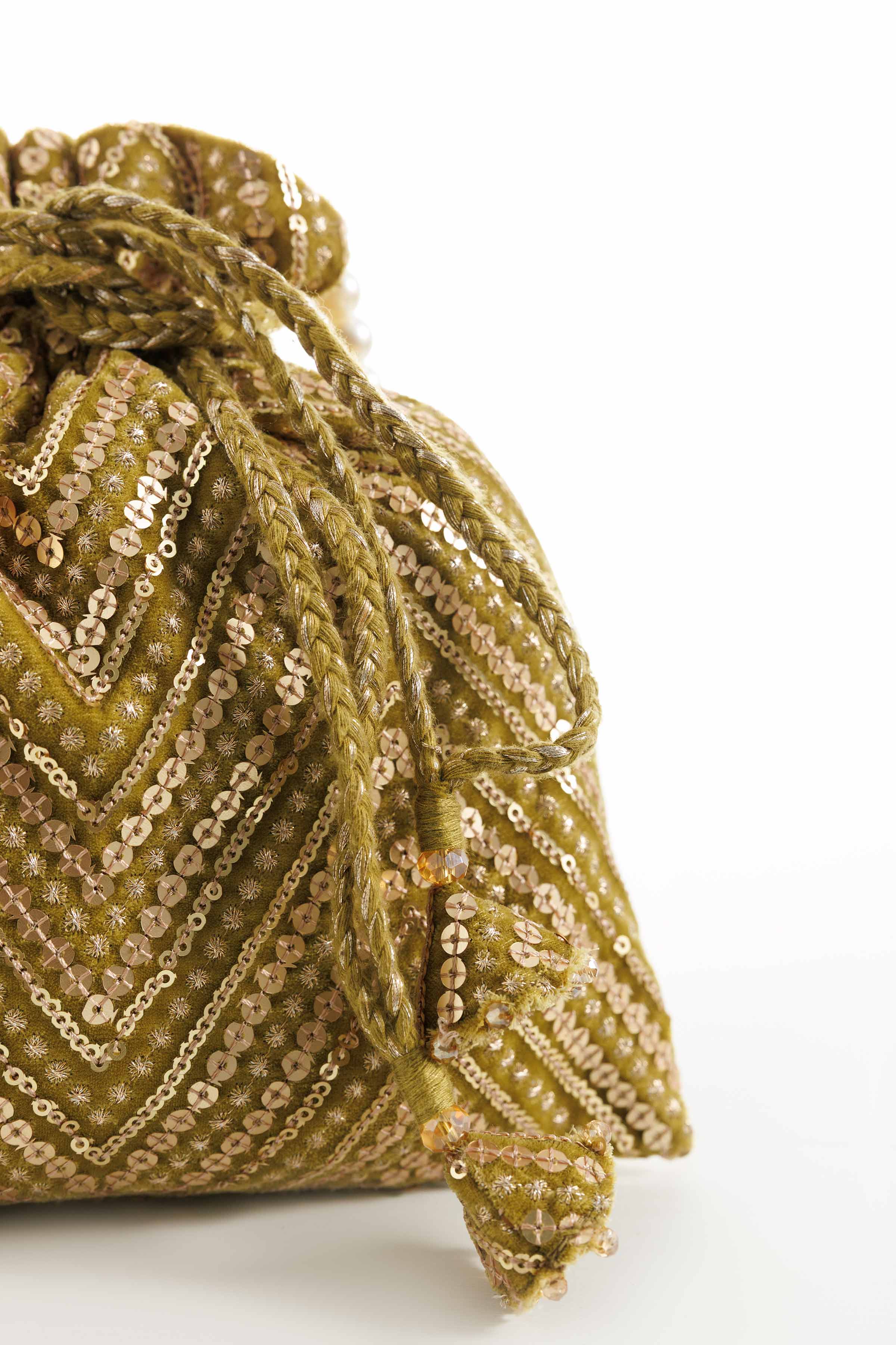 Embroidered Pouch - KFW25-153 for Women - Pret Collection | Nishat | Shop Online