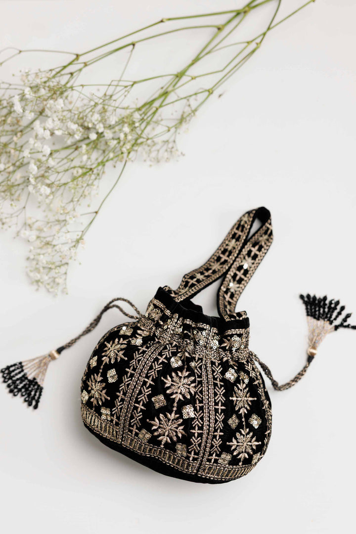 Embroidered Pouch - KFW25-154 for Women - Pret Collection | Nishat | Shop Online