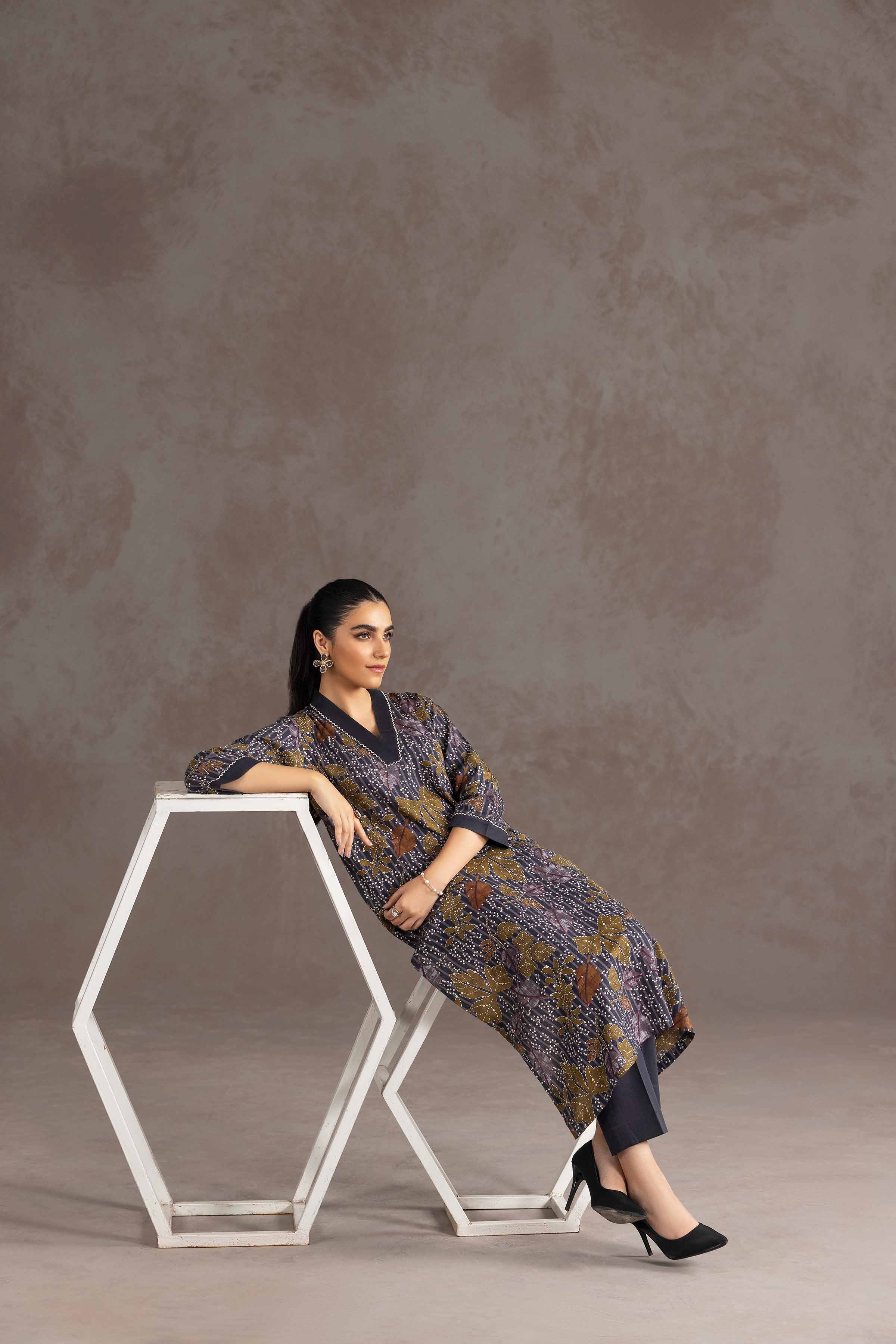 2 Piece - Printed Suit - KPW23-02
