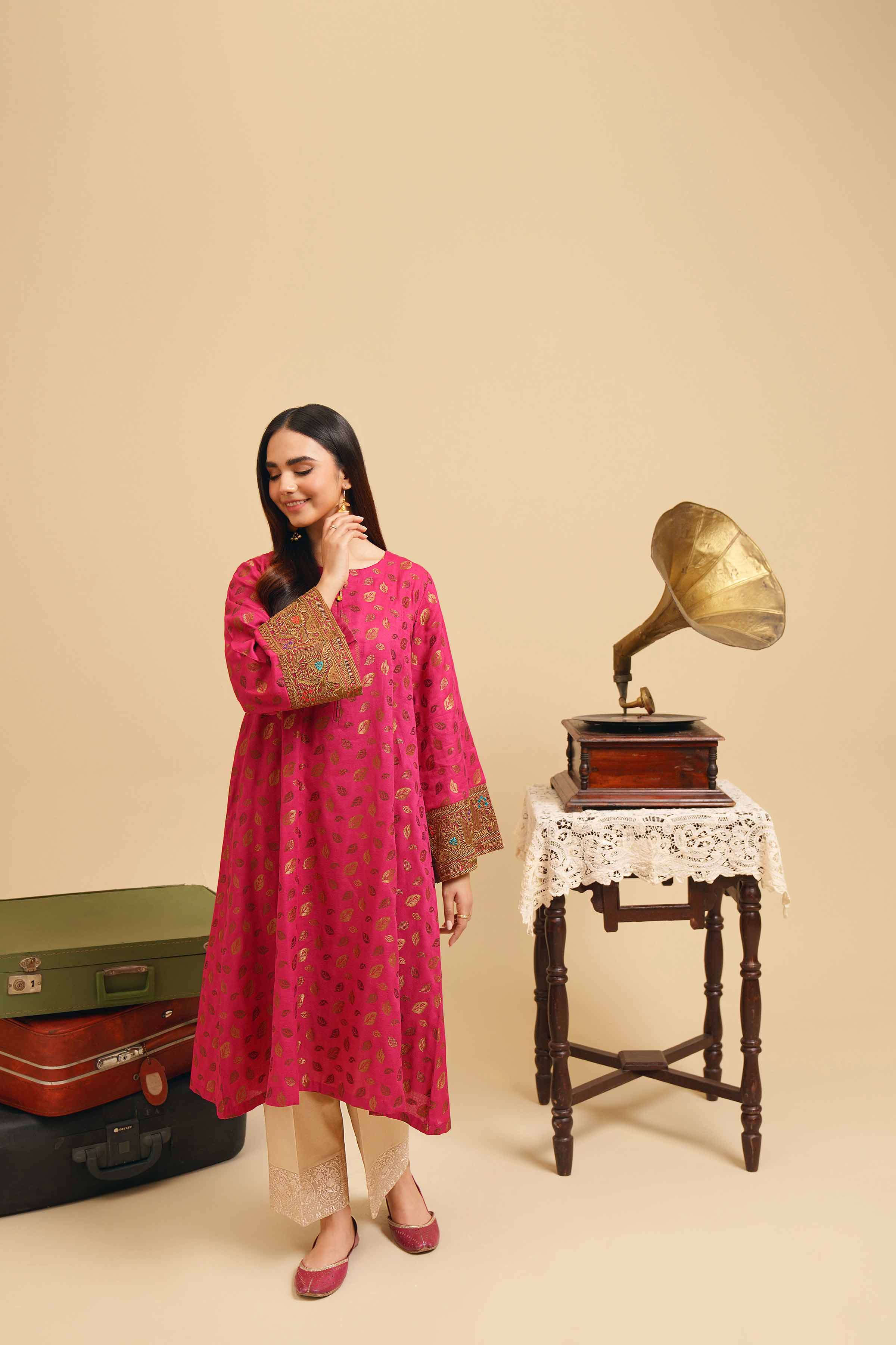 Embroidered Shirt - PE24-04