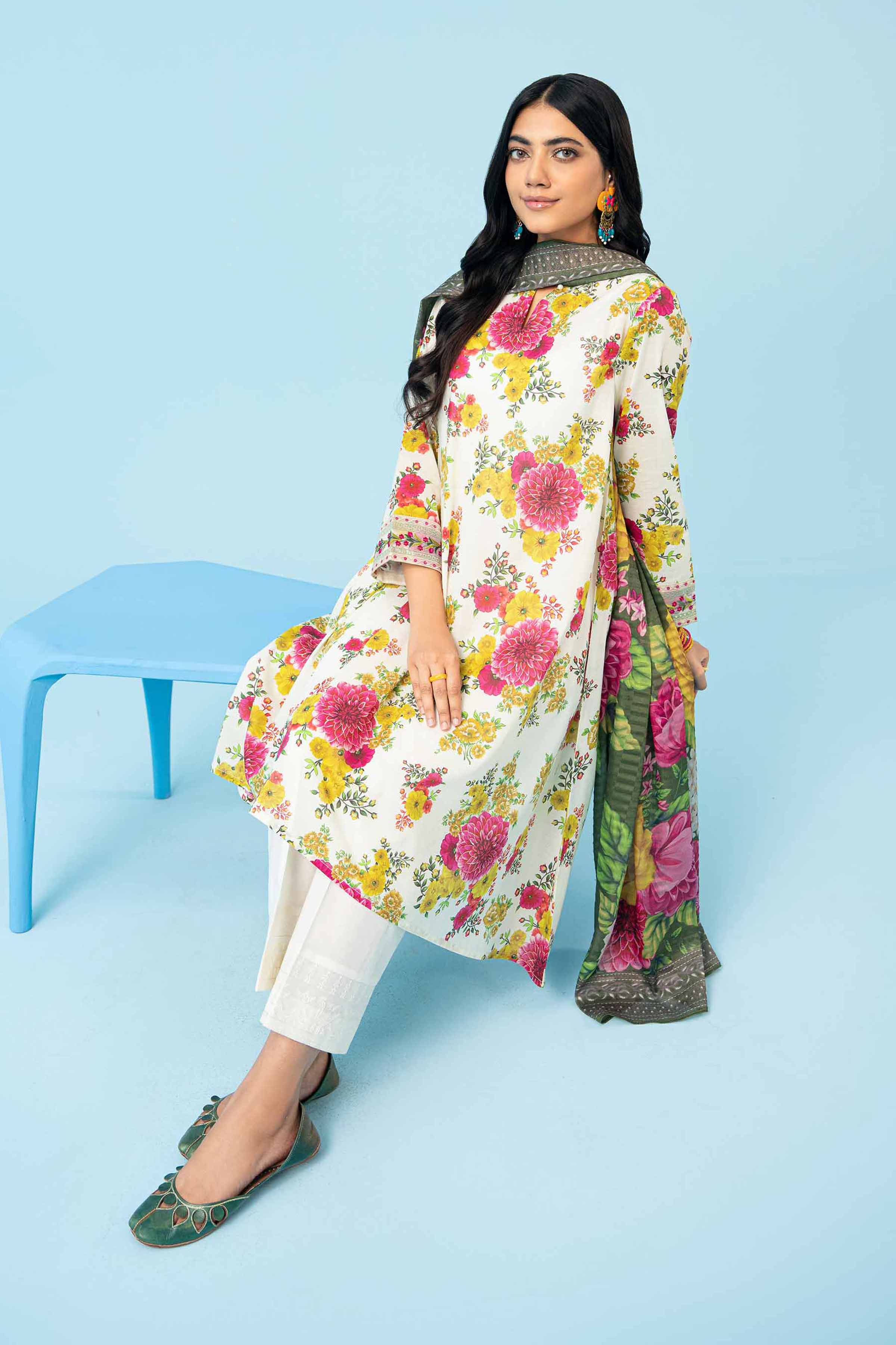 2 Piece - Printed Embroidered Suit - PE24-384