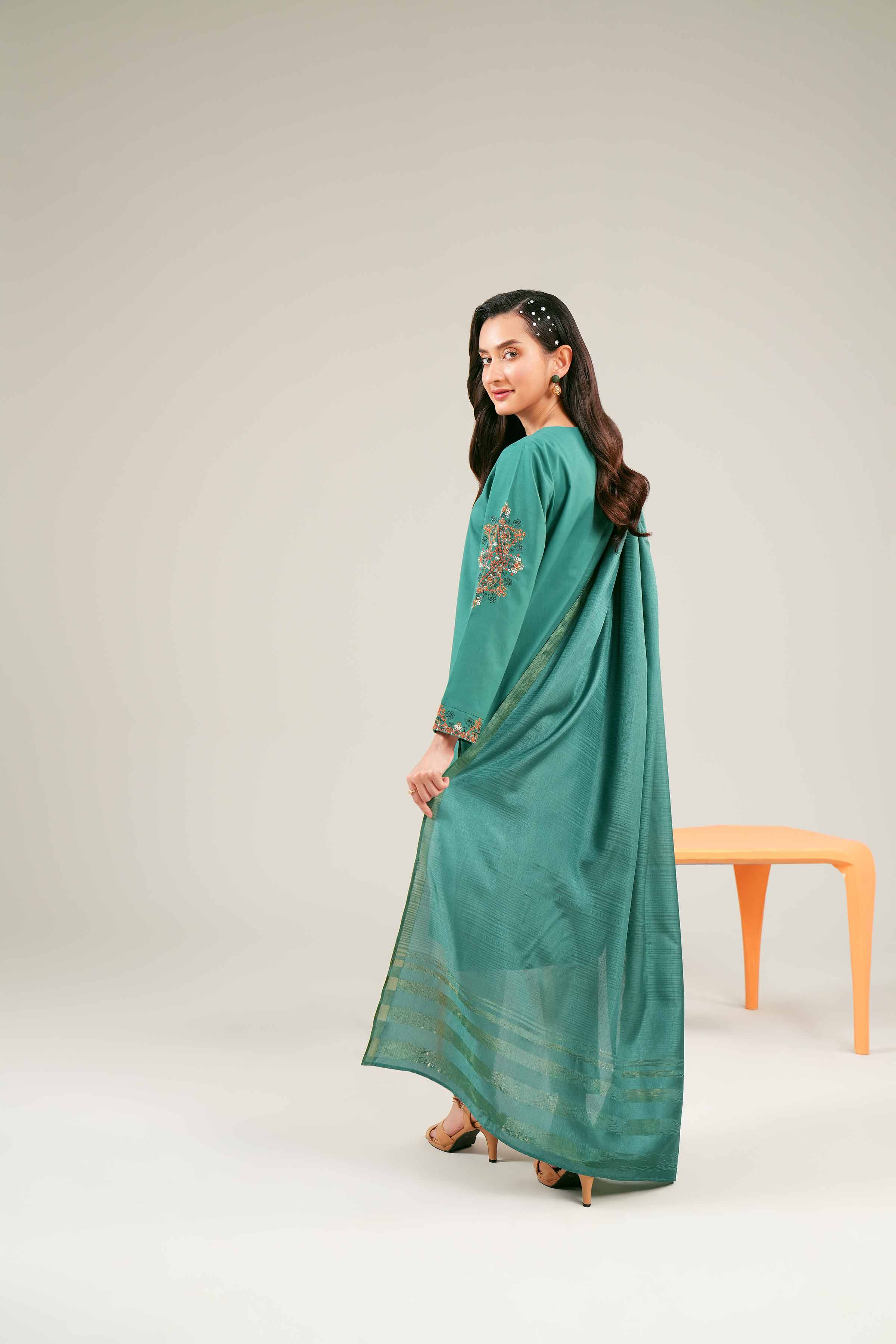2 Piece - Embroidered Suit - PE24-77