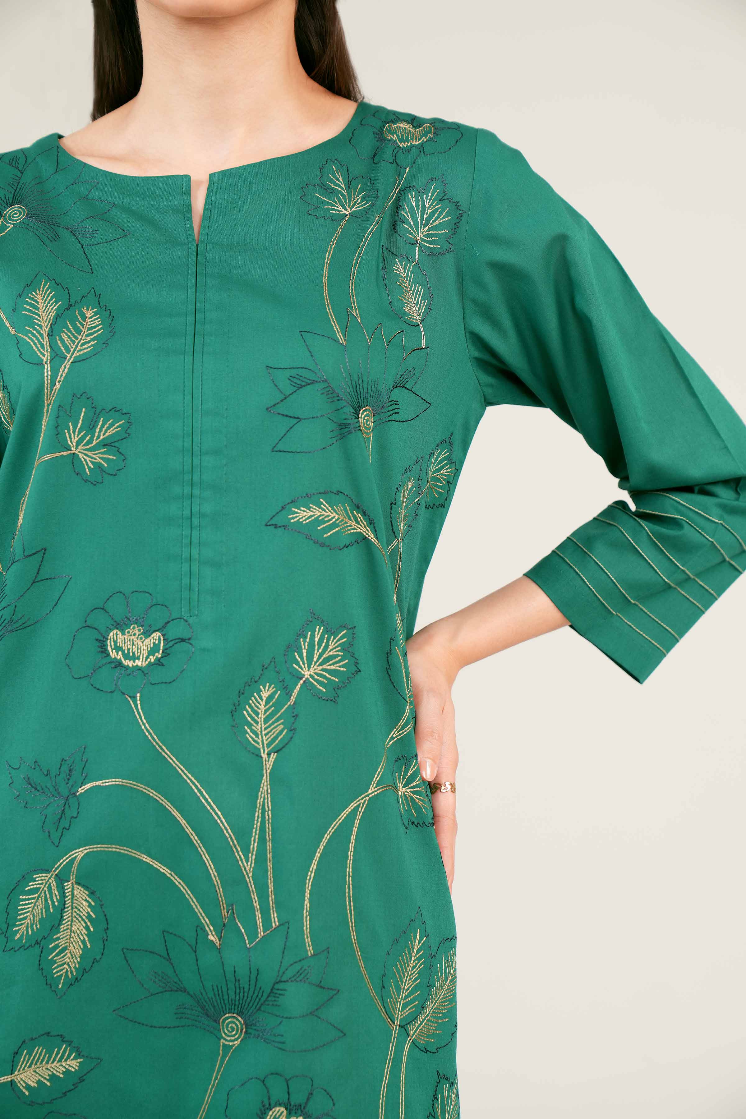 2 Piece - Embroidered Suit - PE24-95